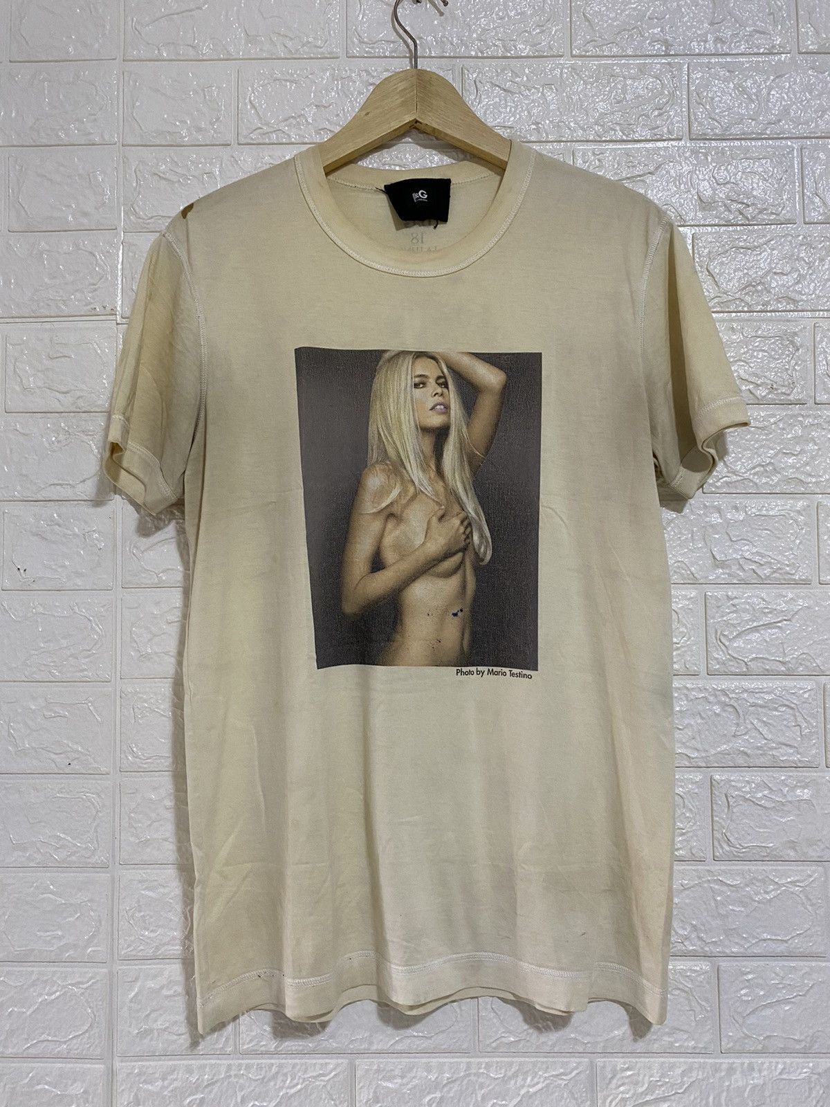 Dolce & Gabbana D&G dolce & gabbana 18 la lune photo mario testino tshirt Size US L / EU 52-54 / 3 - 1 Thumbnail