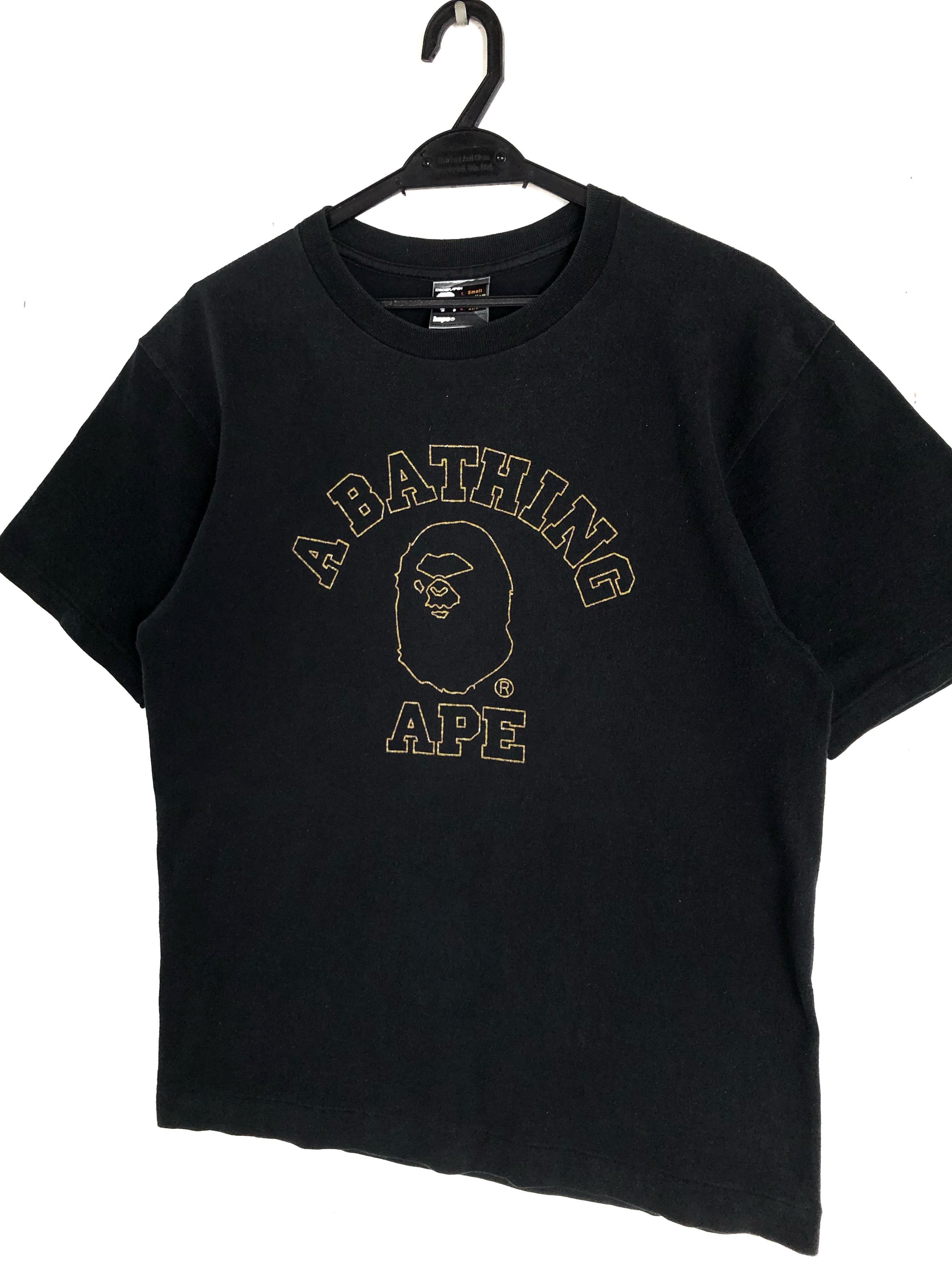 Bape RARE🔥VINTAGE BAPE CAMOCOLLAGE BIG LOGO TEE Size US M / EU 48-50 / 2 - 3 Thumbnail