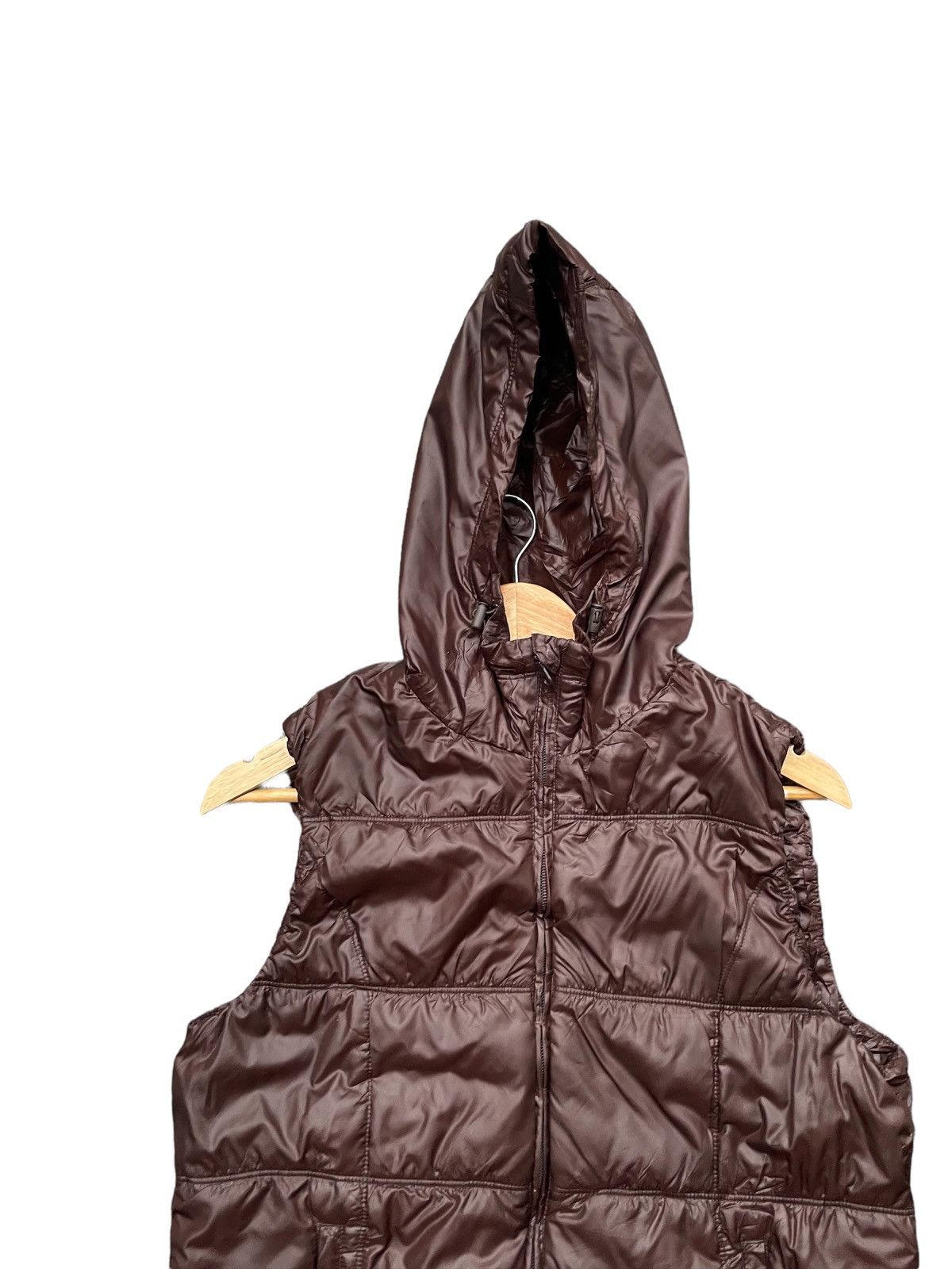 Japanese Brand Vintage Uniqlo Light Puffer Hoodie Vest Size US M / EU 48-50 / 2 - 5 Thumbnail
