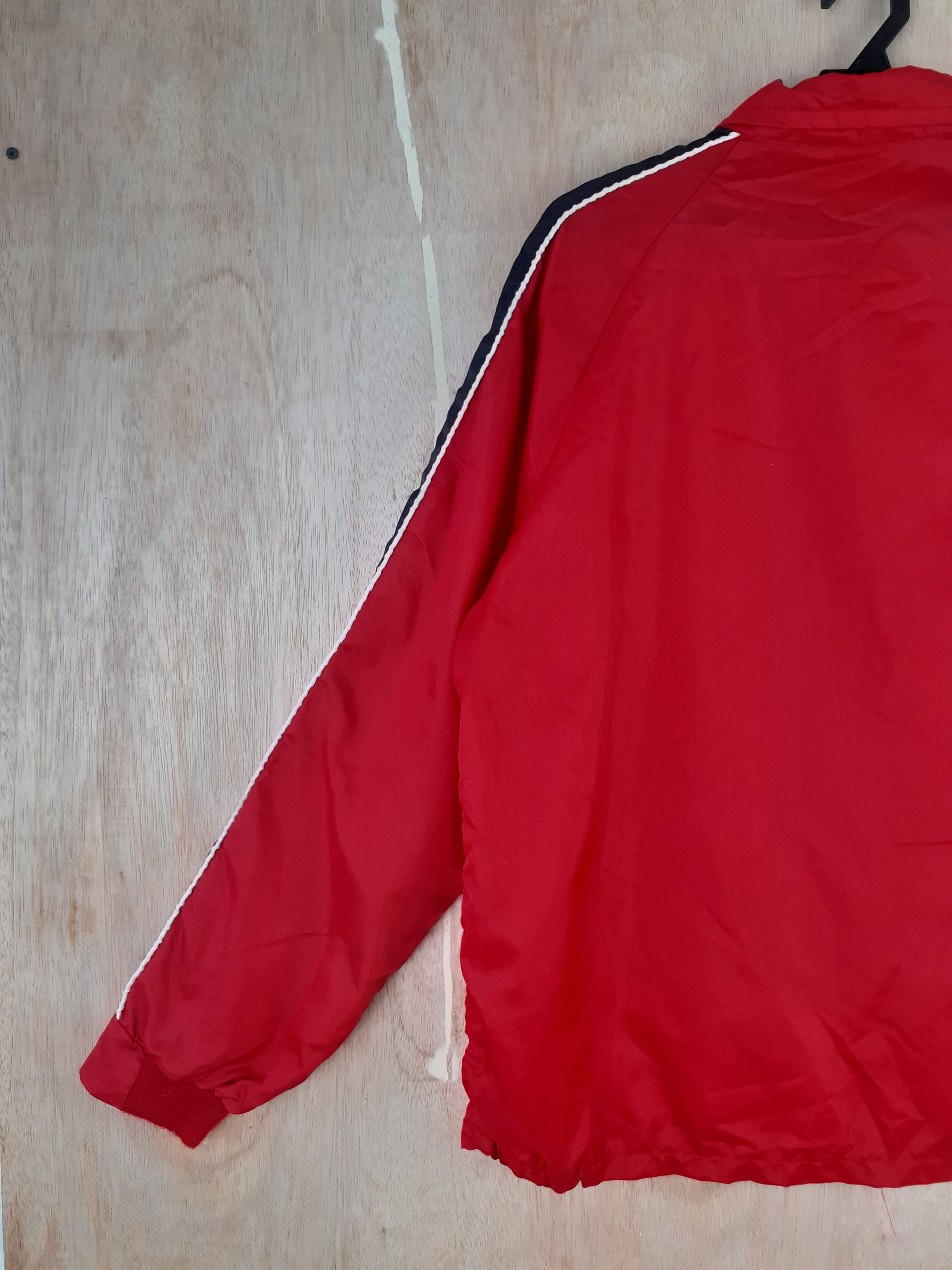 Vintage Uniroyal vintage usa red sweater #2904 Size US L / EU 52-54 / 3 - 10 Thumbnail