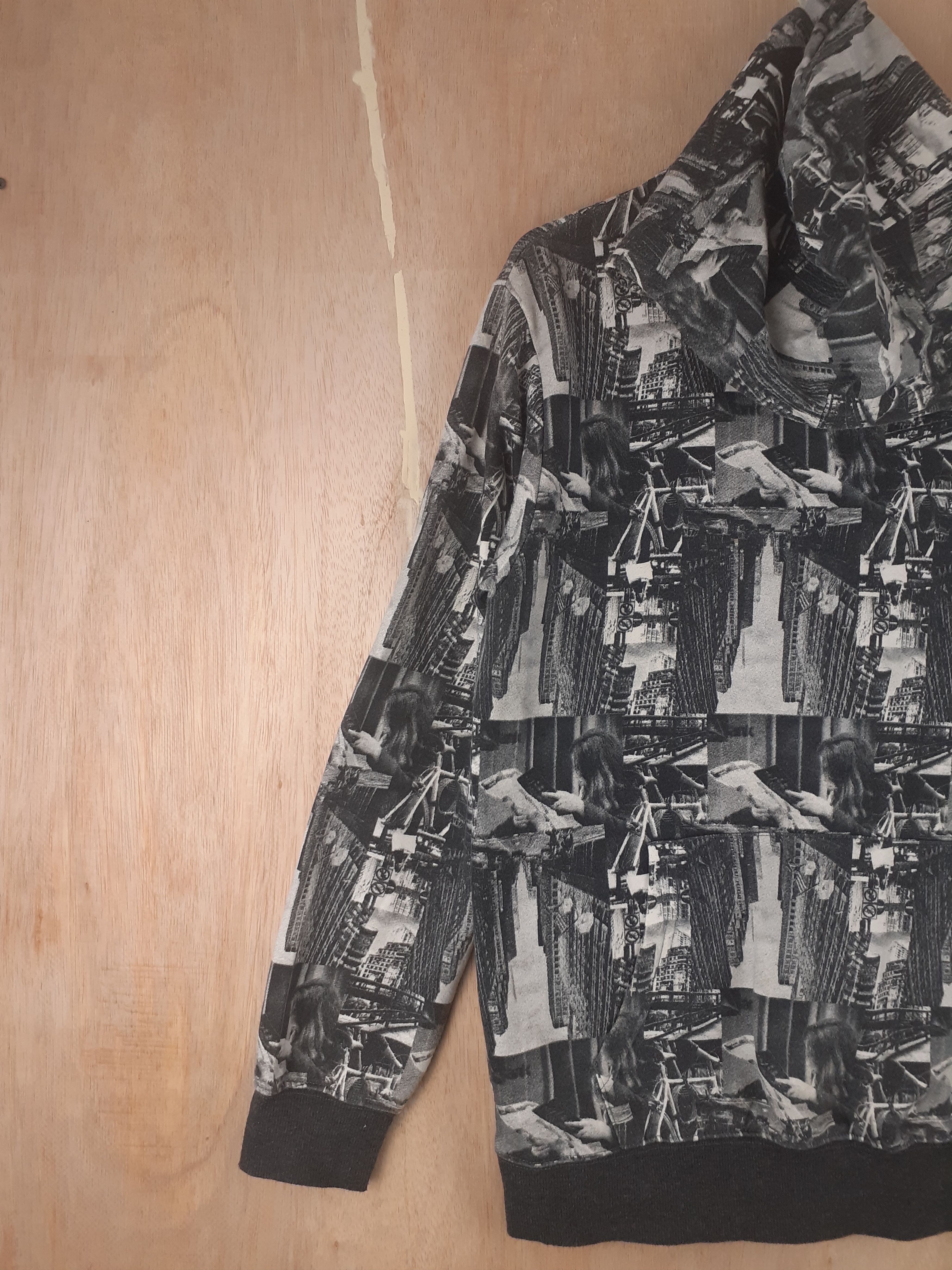 Japanese Brand × Restoration Restoration gray full print hoodie sweater #2787 Size US L / EU 52-54 / 3 - 6 Thumbnail