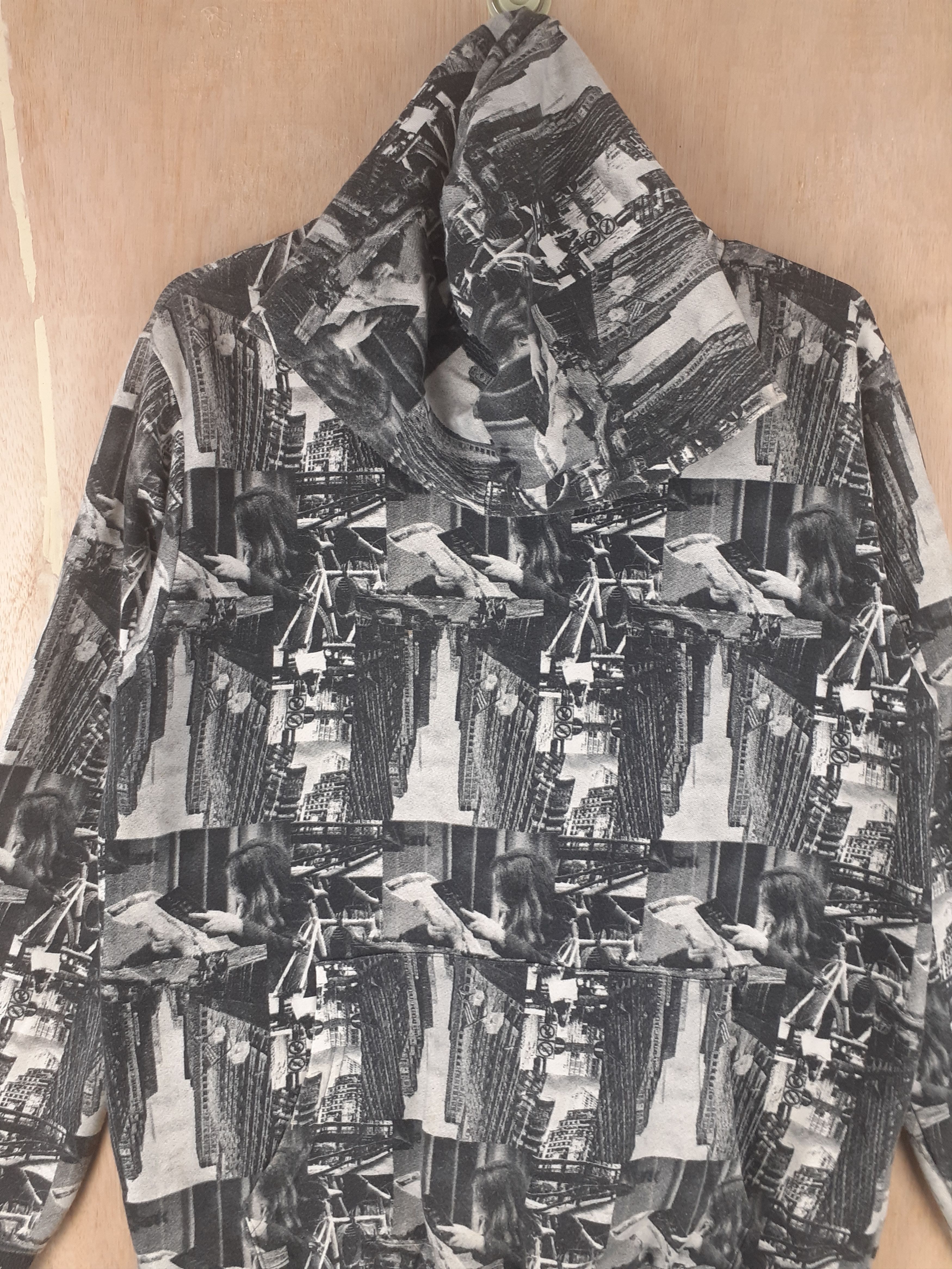 Japanese Brand × Restoration Restoration gray full print hoodie sweater #2787 Size US L / EU 52-54 / 3 - 2 Thumbnail