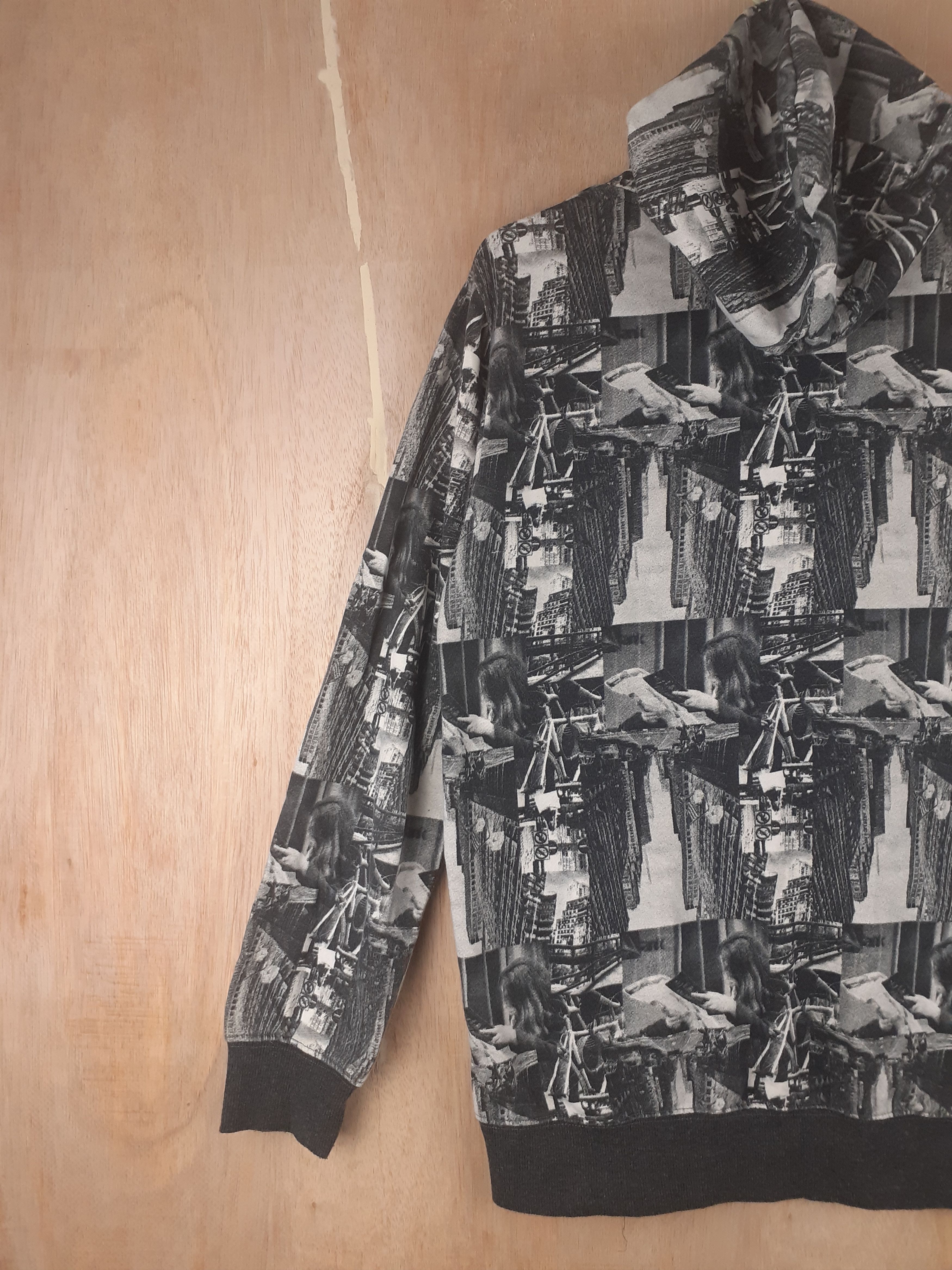 Japanese Brand × Restoration Restoration gray full print hoodie sweater #2787 Size US L / EU 52-54 / 3 - 13 Thumbnail