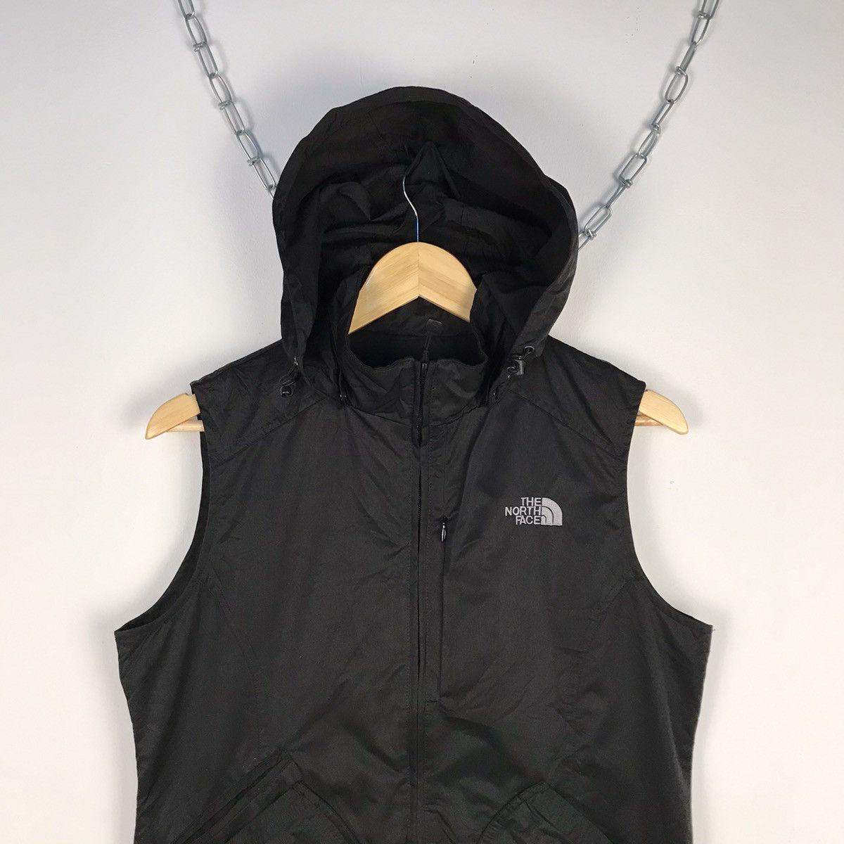 The North Face STEALS 🖤🏴‍☠️ The North Face Hoodie Zipper Up vests Size US L / EU 52-54 / 3 - 1 Thumbnail