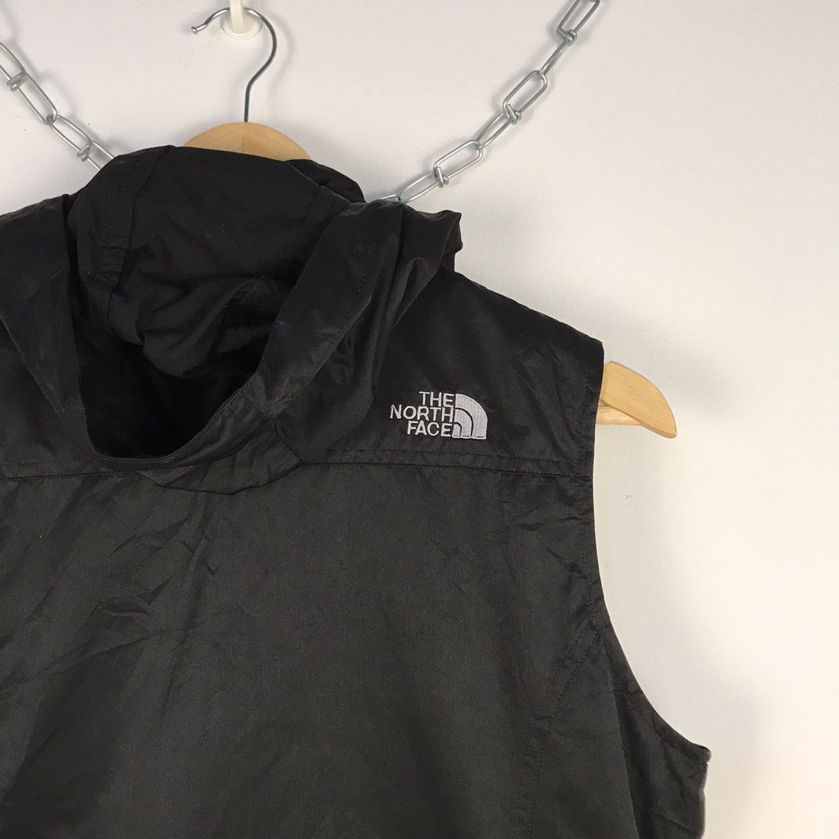 The North Face STEALS 🖤🏴‍☠️ The North Face Hoodie Zipper Up vests Size US L / EU 52-54 / 3 - 9 Thumbnail