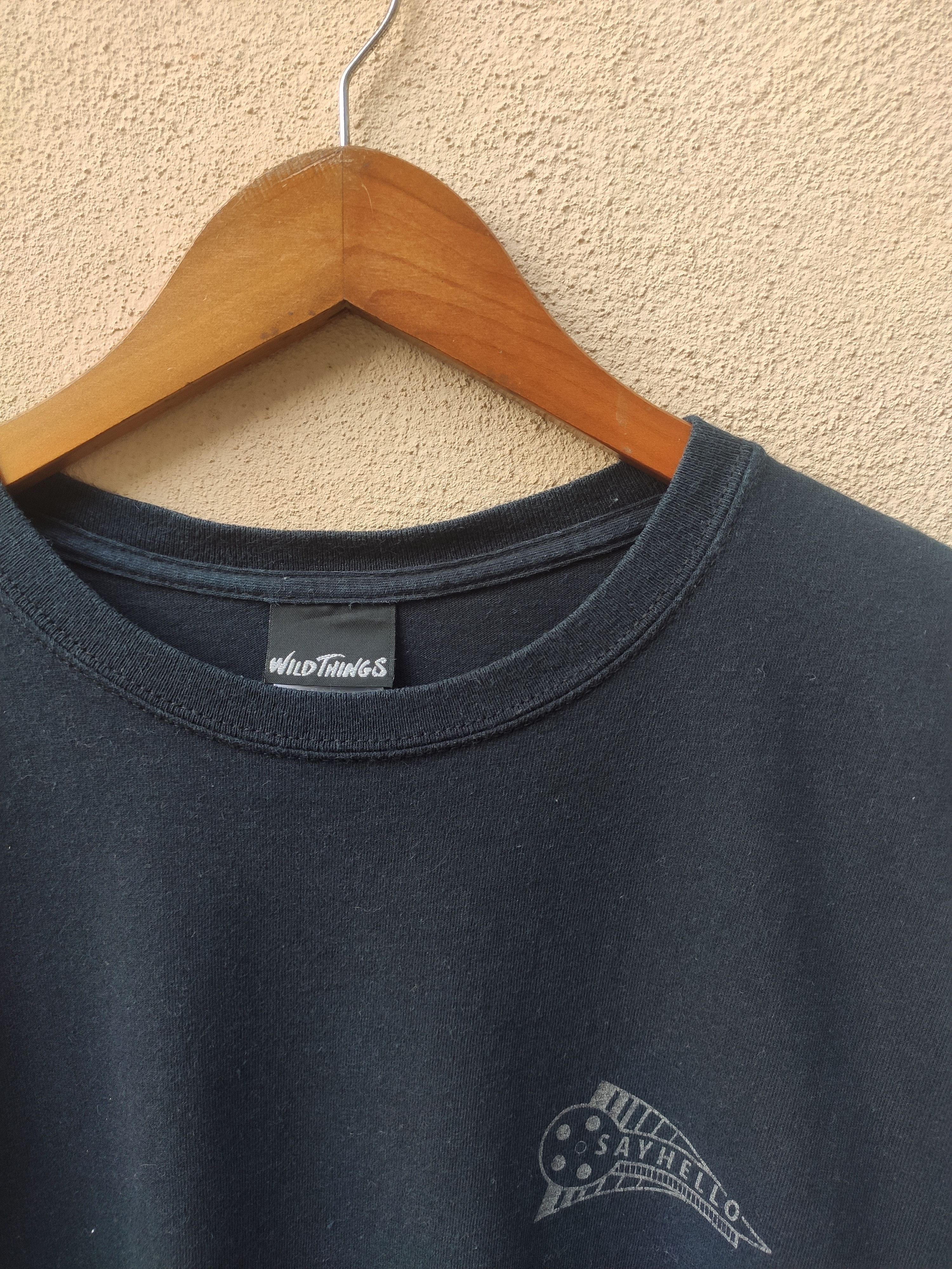 Vintage Vintage Wild Things t shirt Say Hello Size US L / EU 52-54 / 3 - 4 Thumbnail