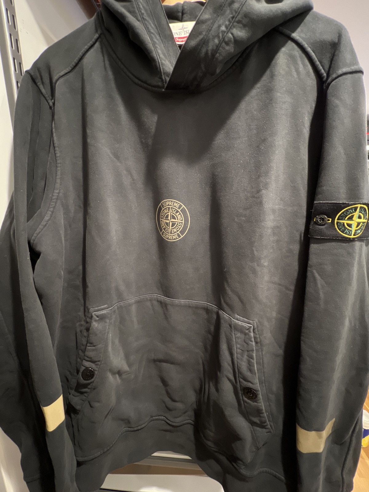 Supreme stone island hoodie XL