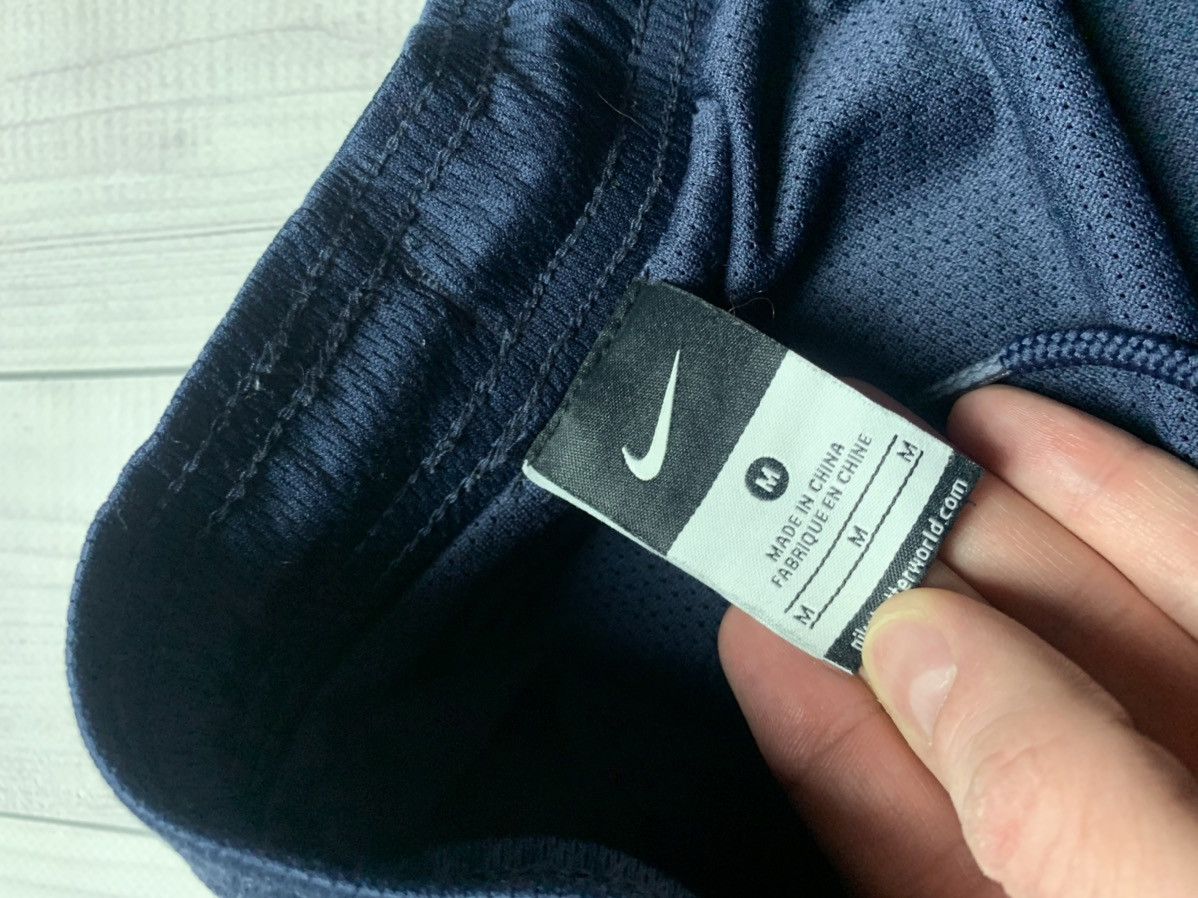 Vintage Vintage joggers Nike Arsenal size M drill Size US 32 / EU 48 - 5 Thumbnail