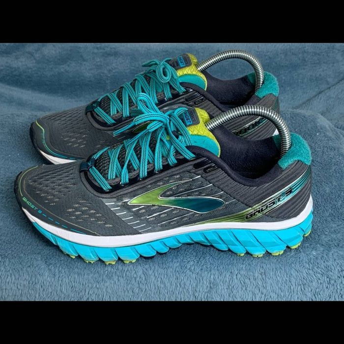 Brooks ghost 9 on sale womens size 1