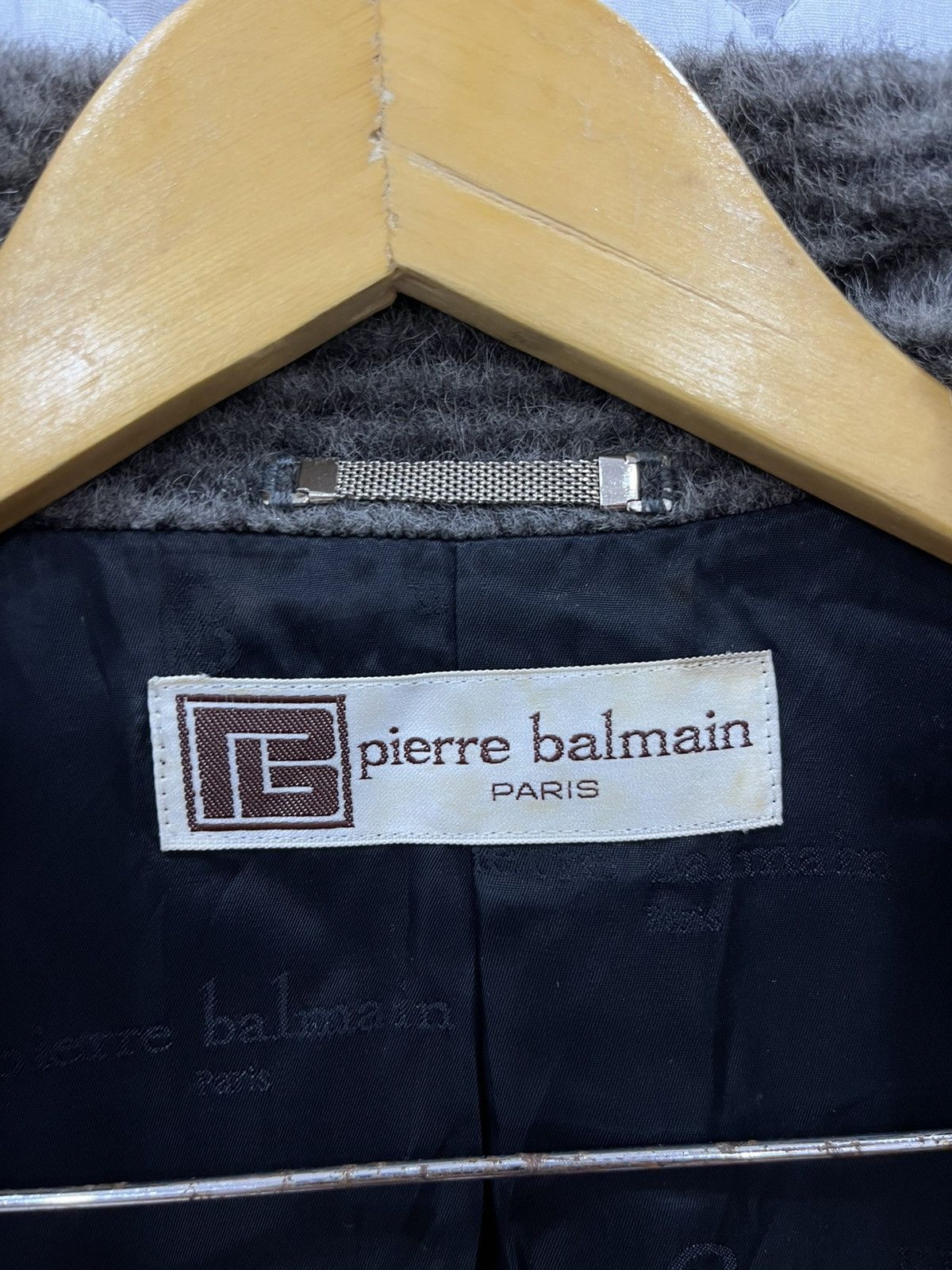 Pierre Balmain (LL). PIERRE BALMAIN LONG JACKET Size S / US 4 / IT 40 - 5 Thumbnail