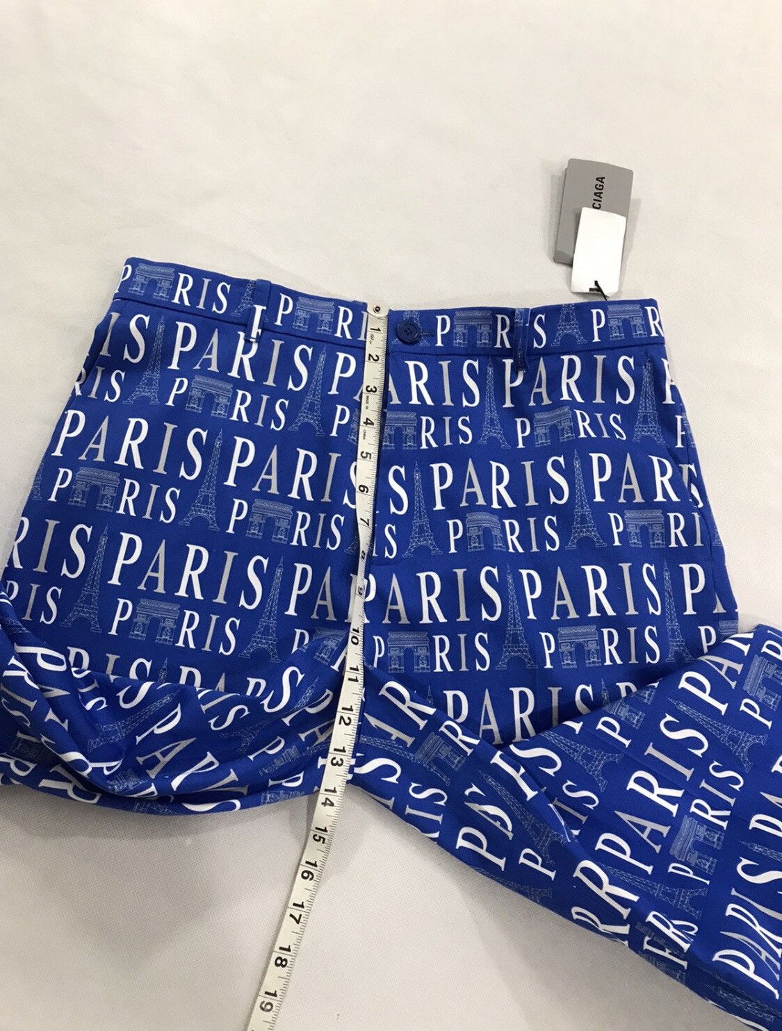 Balenciaga Balenciaga 2020 paris men’s cropped pants. 48/M/32. $995 Size US 32 / EU 48 - 3 Thumbnail