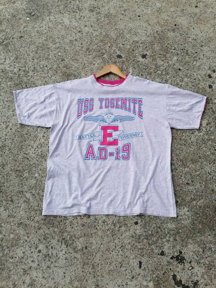 Vintage Uss Yosemite AD-19 Tee Size US L / EU 52-54 / 3 - 1 Thumbnail