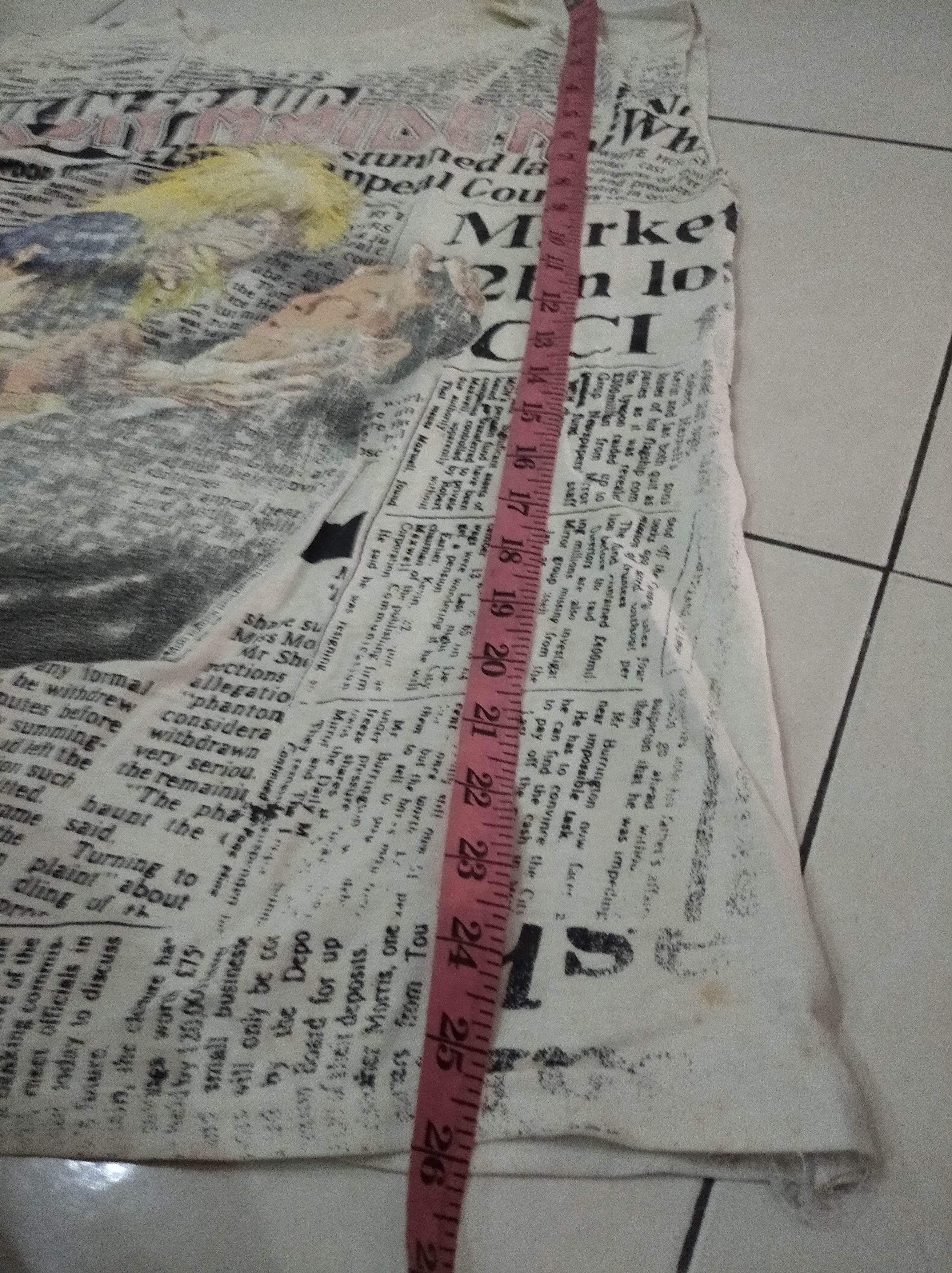 Vintage iron maiden 1992 newspaper all print T-Shirt
