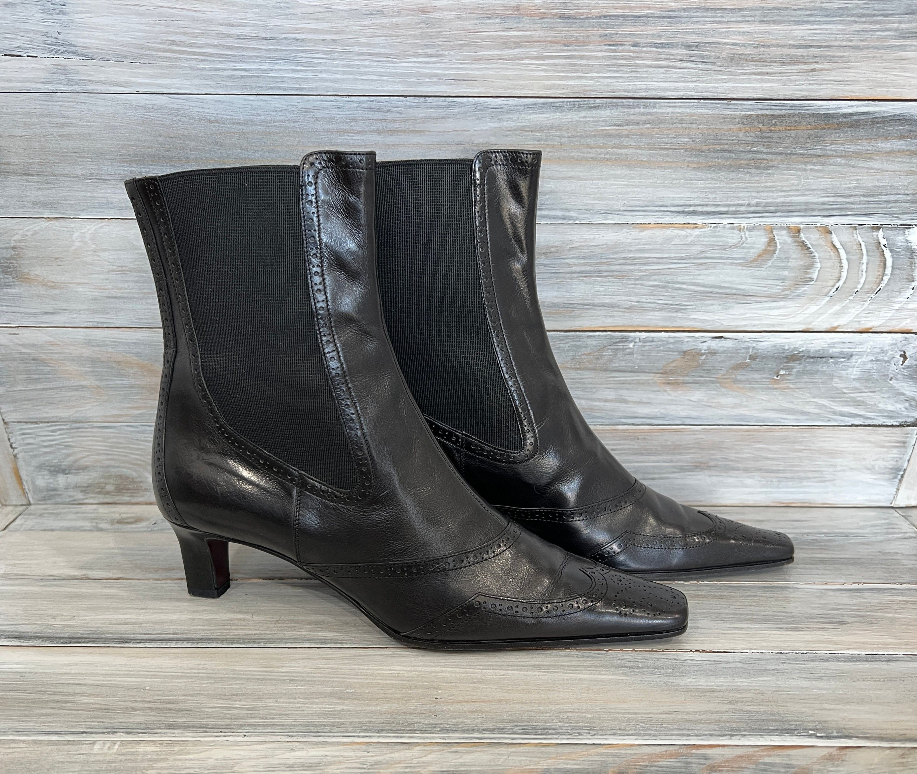Dolce & Gabbana Dolce & Gabbana Women's Leather Shoes With A Low Heel Italy Size US 7 / IT 37 - 24 Thumbnail