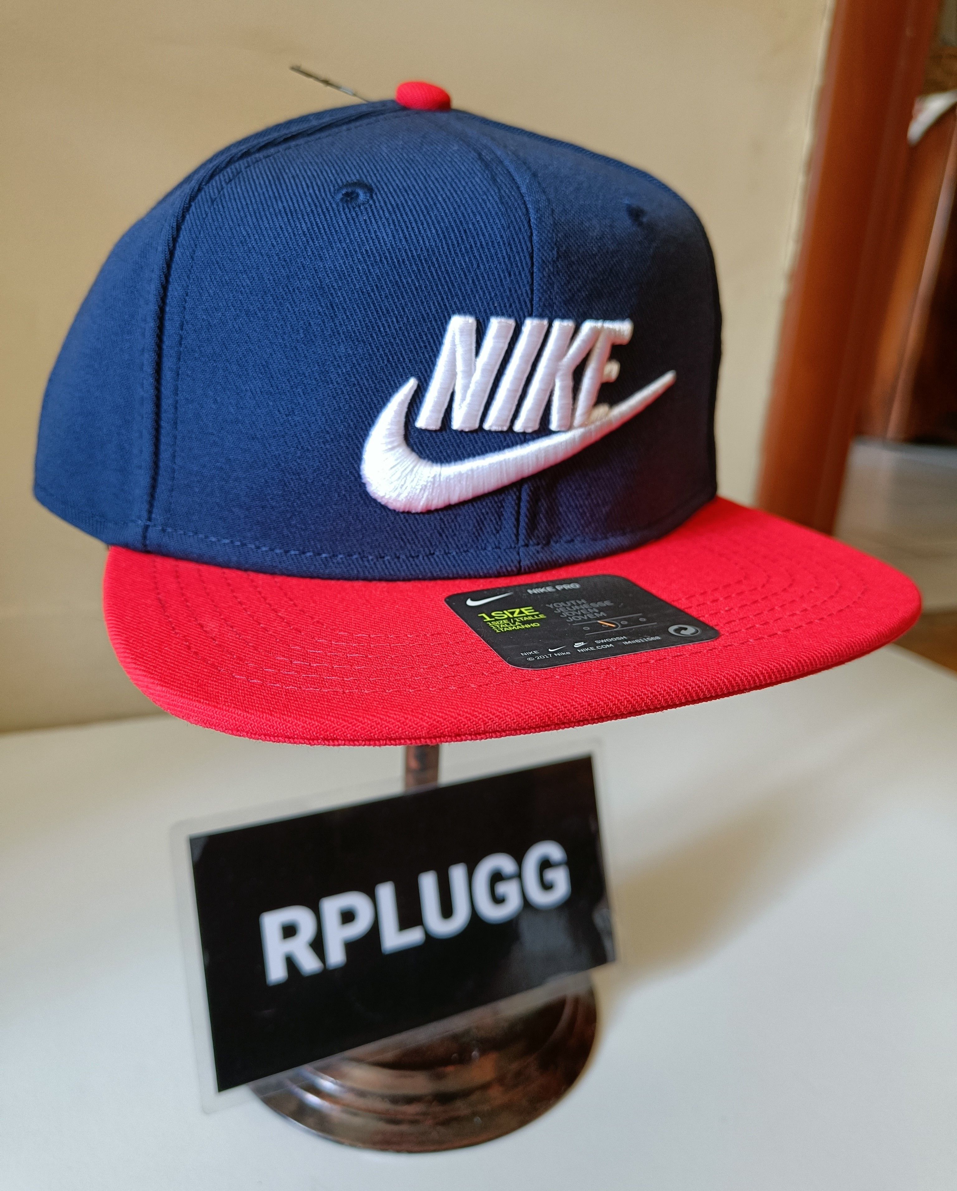 Nike Nike Pro Kids Futura Adjustable Snapback Cap Hat AV8015-657 Size ONE SIZE - 2 Thumbnail