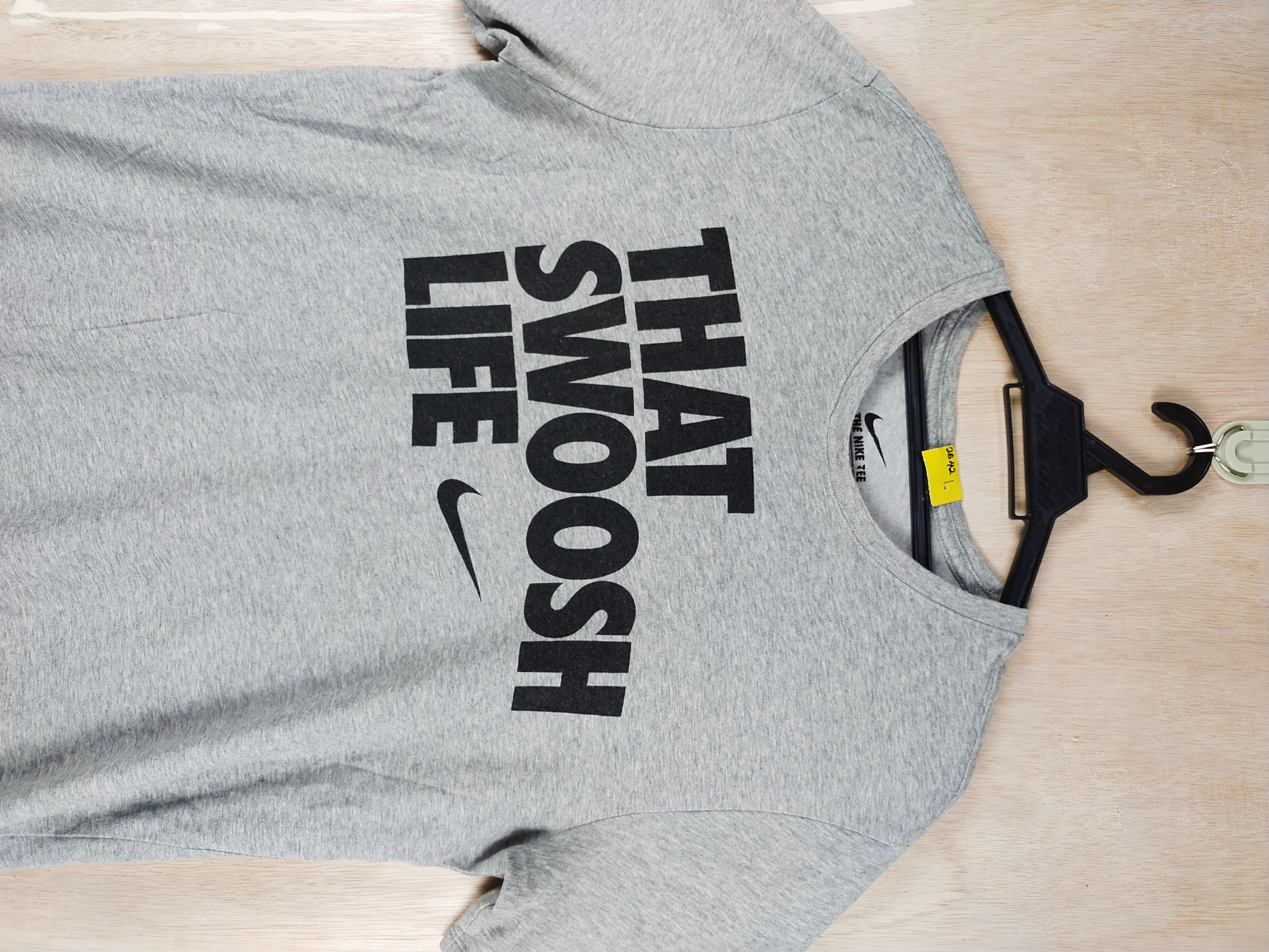 Nike DL Nike gray Tshirt #2542 Size US L / EU 52-54 / 3 - 2 Thumbnail