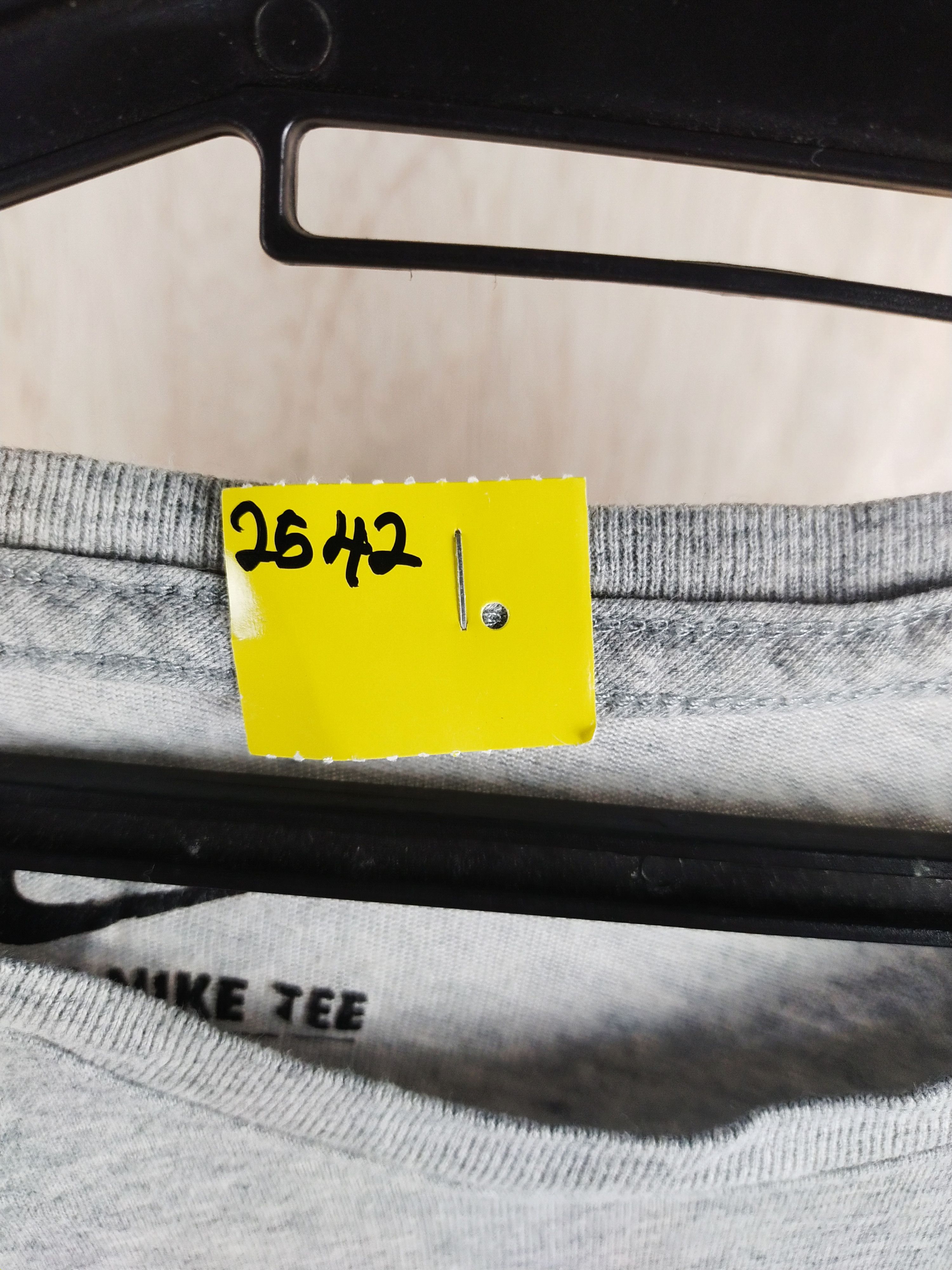 Nike DL Nike gray Tshirt #2542 Size US L / EU 52-54 / 3 - 15 Thumbnail