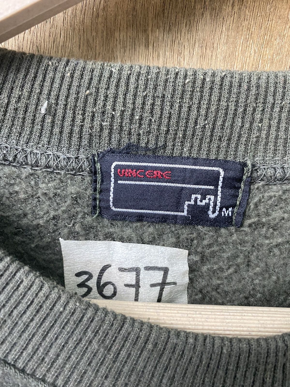 Designer Vincere Brave Sweatshirt #3677 Size US M / EU 48-50 / 2 - 4 Thumbnail
