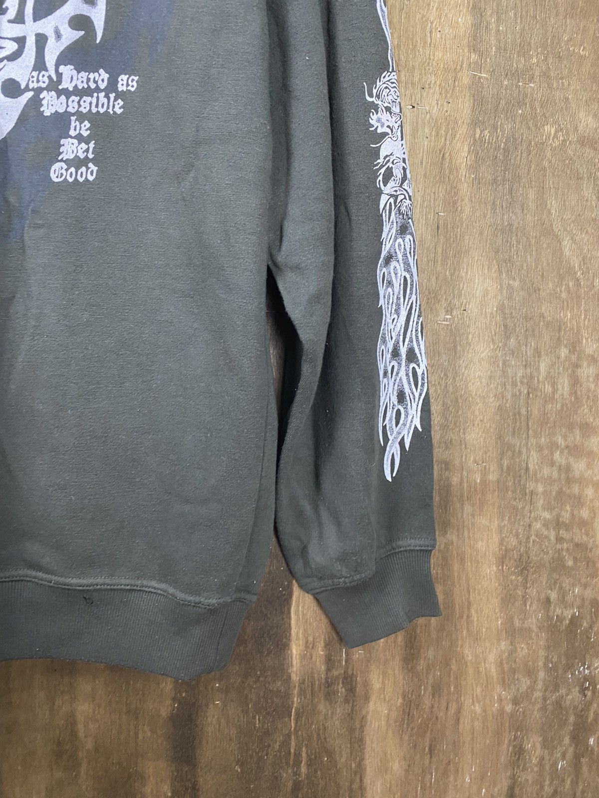 Designer Vincere Brave Sweatshirt #3677 Size US M / EU 48-50 / 2 - 17 Thumbnail