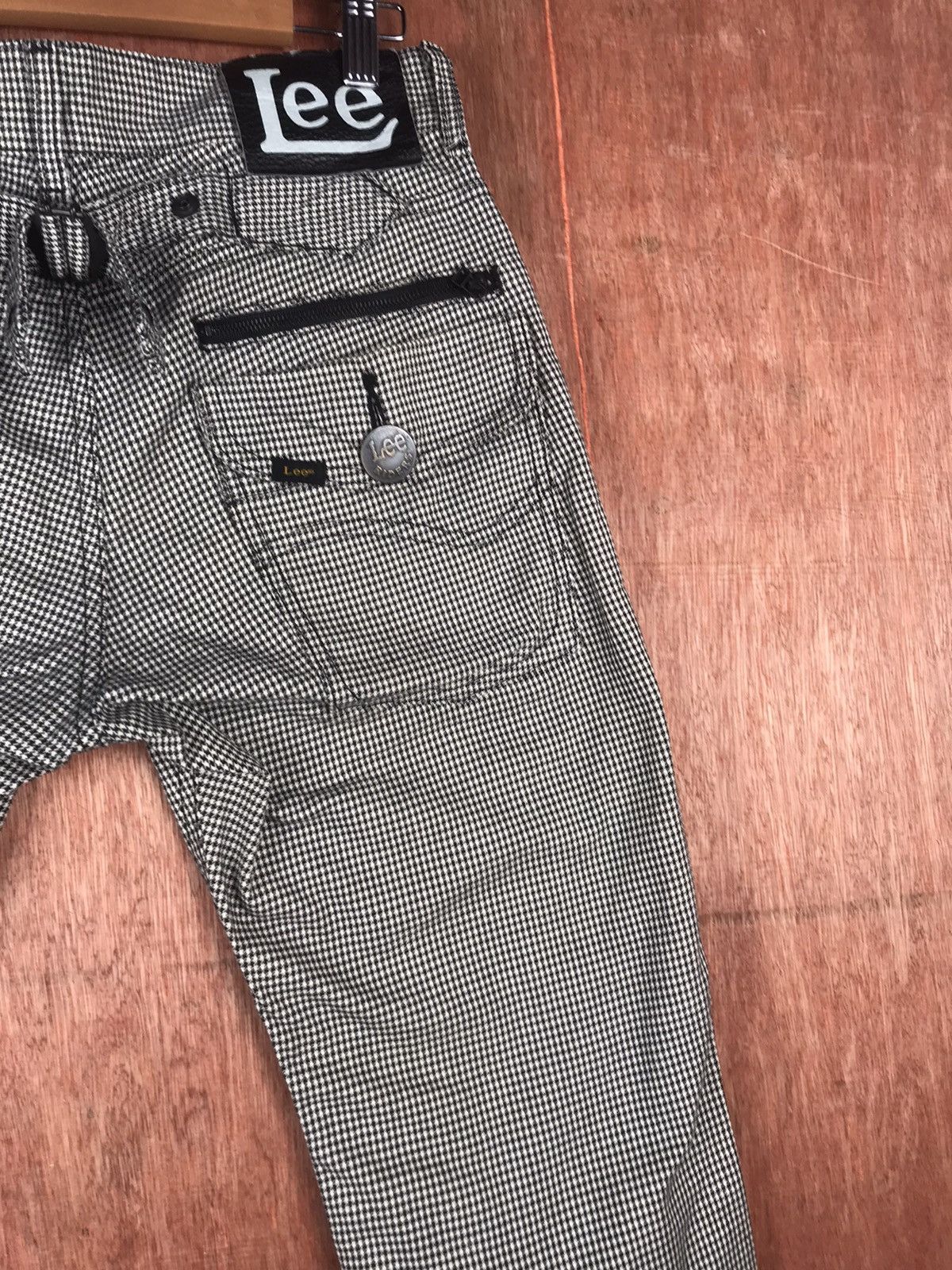 Lee Lee checkered buckle back Multipocket cargo Pants #3927 Size US 29 - 11 Thumbnail