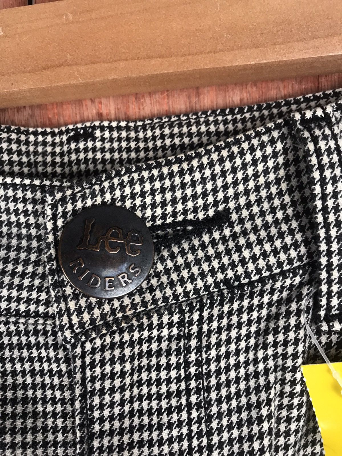 Lee Lee checkered buckle back Multipocket cargo Pants #3927 Size US 29 - 6 Thumbnail