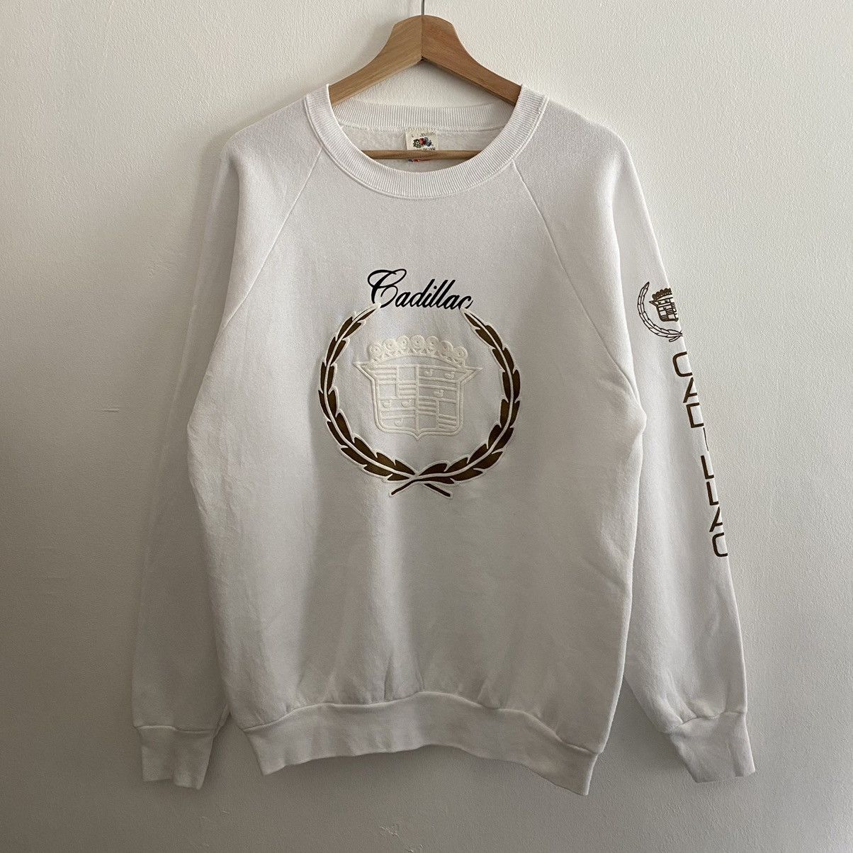 Cadillac × Vintage Vintage Cadillac Sweater Classic Puff Print Size US L / EU 52-54 / 3 - 1 Thumbnail