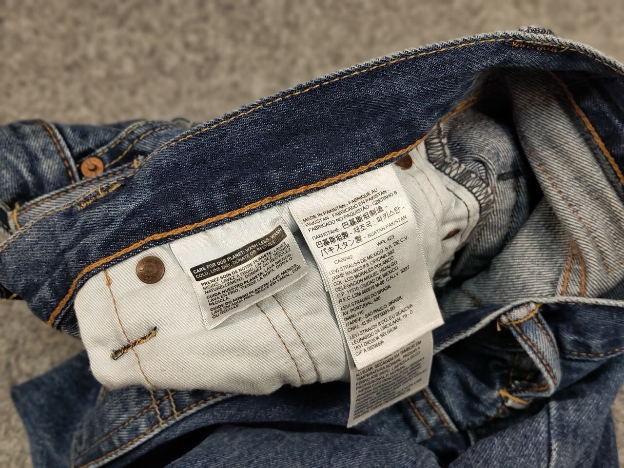 Levi's Vintage Levi’s 514 Blue Washed Denim Jeans Casual Pants Size US 32 / EU 48 - 20 Thumbnail