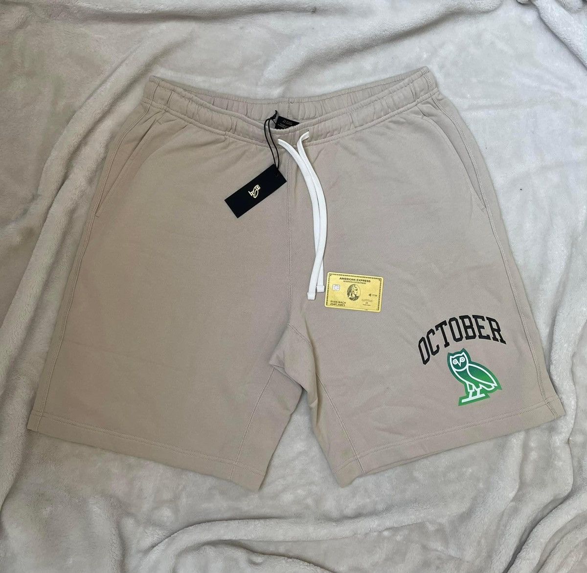 Octobers Very outlet Own Cargo Sweat Shorts size M NWOT