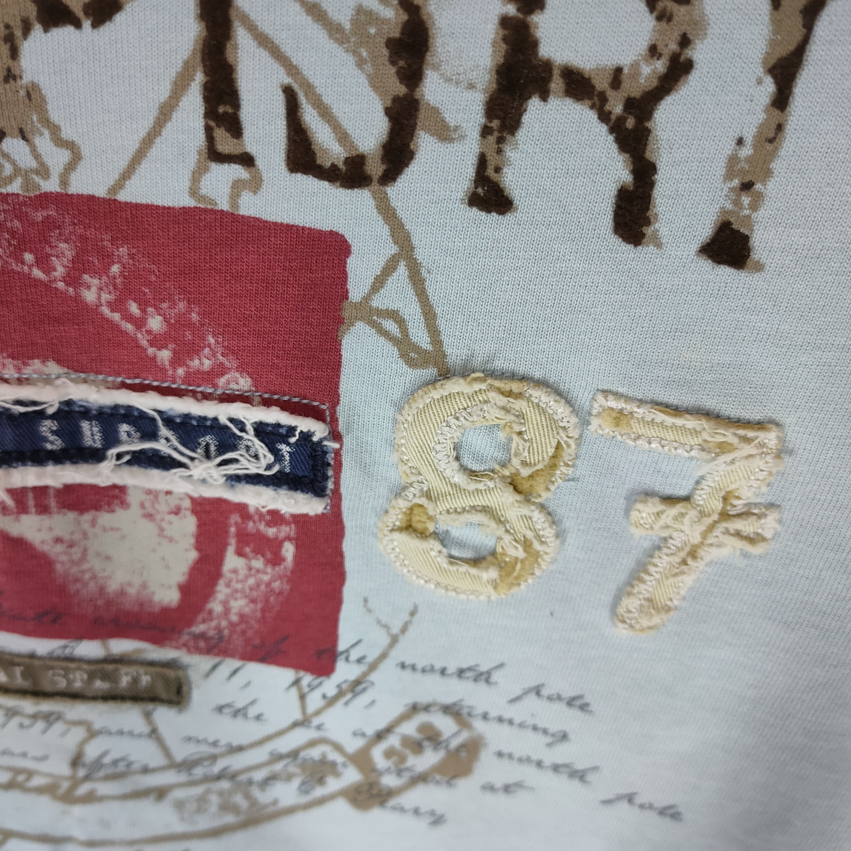 Vintage NAPAPIJRI 1987 Embroidery Logo Outdoor M Size Shirt