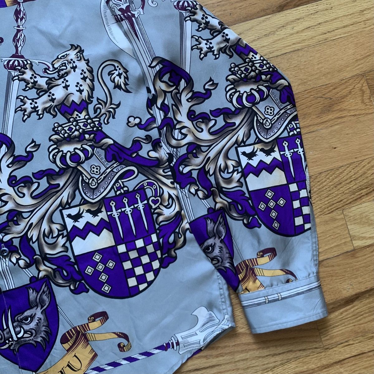Miu Miu Coat of Arms Silk Button Up Shirt Size US M / EU 48-50 / 2 - 3 Thumbnail
