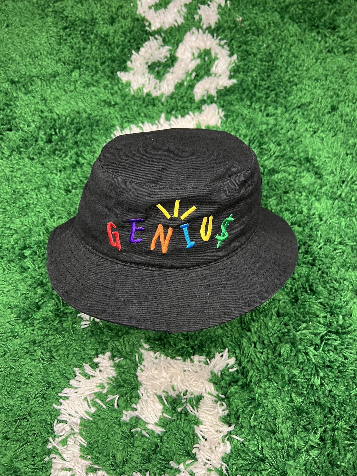 Genius Pieces × Vintage Genius Pieces Bucket Hat Size ONE SIZE - 1 Thumbnail