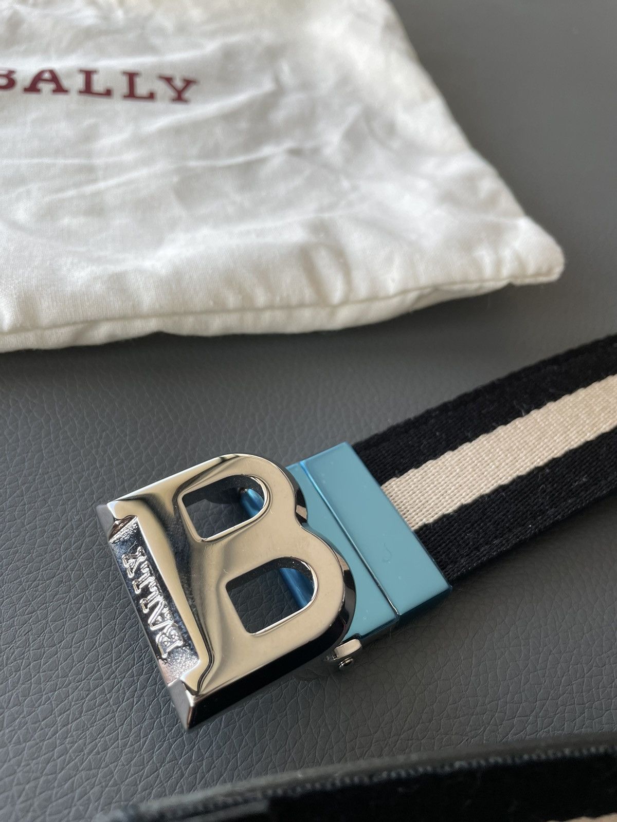 Bally Brand New Iconic Bally Logo Leather Belt Size 32 - 3 Thumbnail