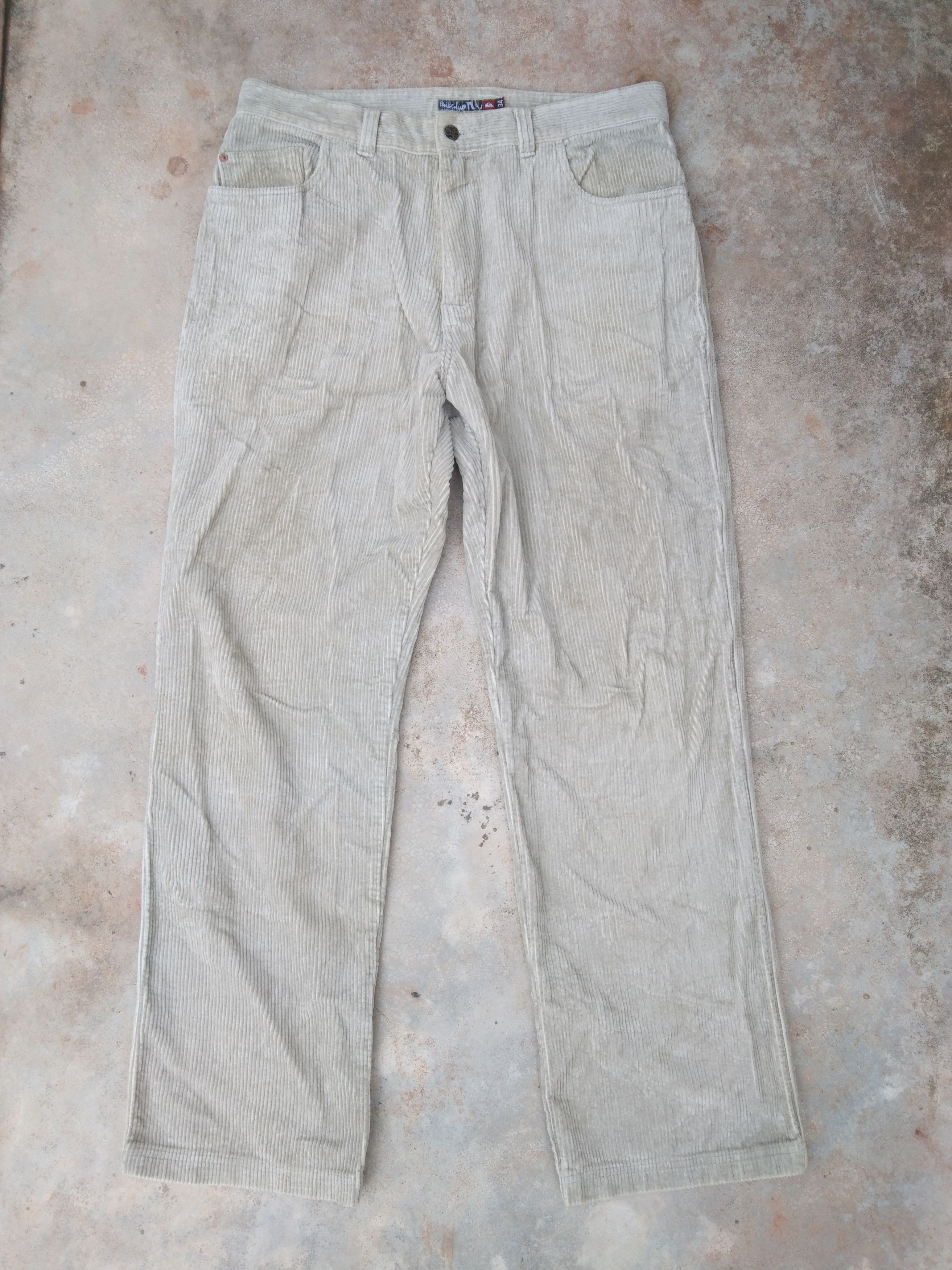 Quiksilver × Vintage Vintage Quiksilver Corduroy Loose Straight Baggy Pants 34x31 Size US 34 / EU 50 - 1 Thumbnail