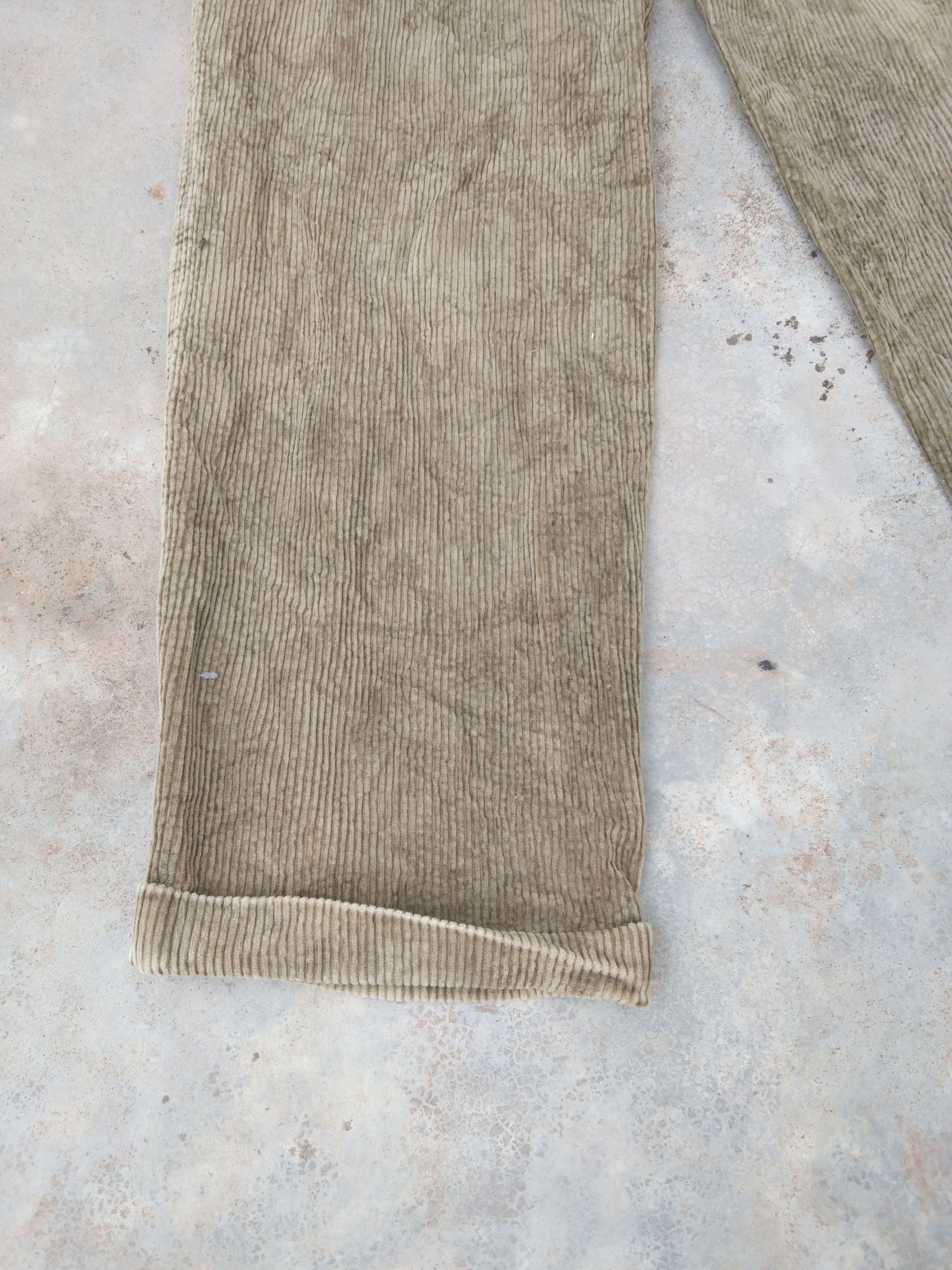 Chaps Ralph Lauren Vintage Chaps Ralph Lauren Loose Corduroy Pants 31x32 Size US 31 - 4 Thumbnail