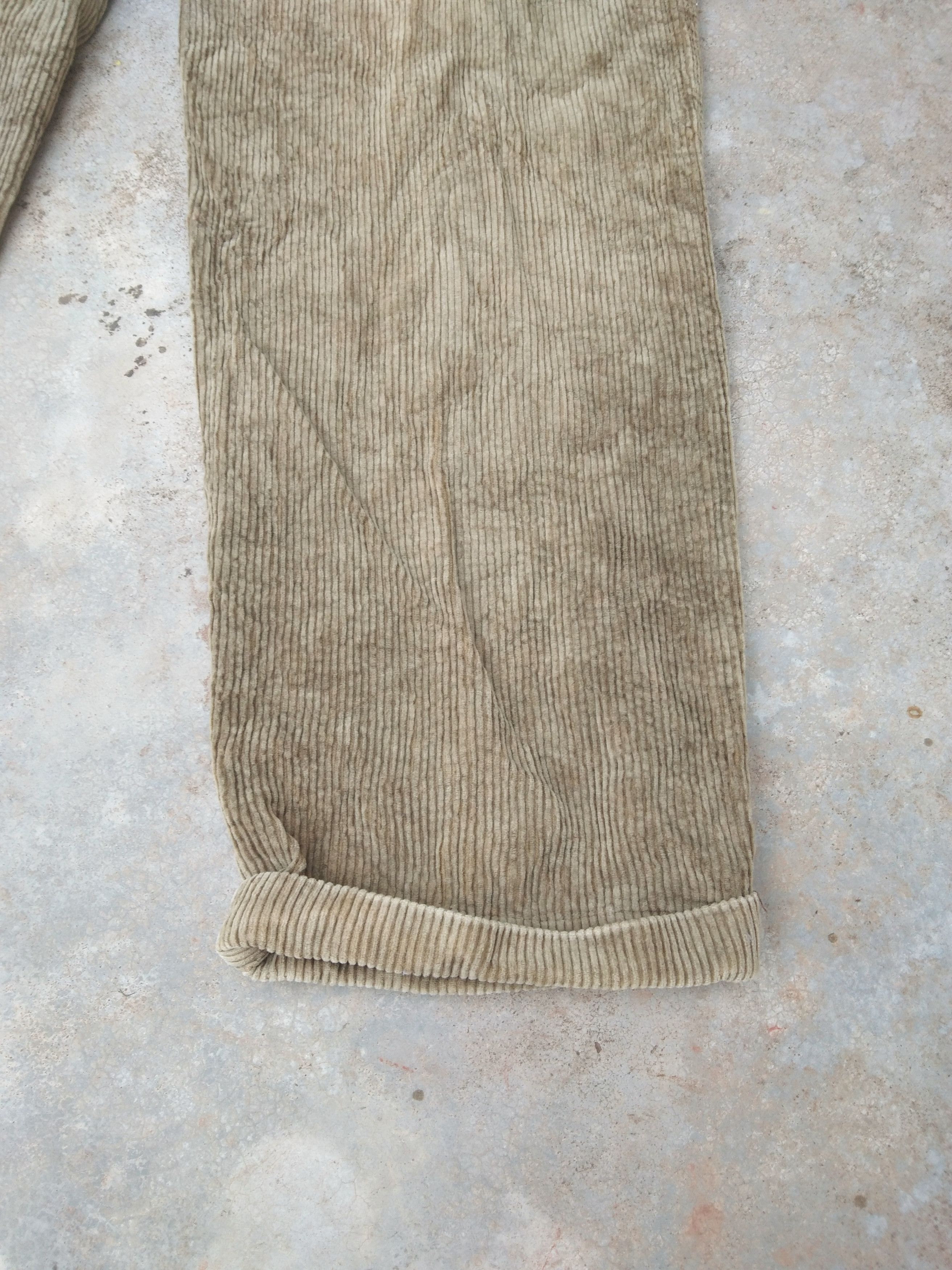 Chaps Ralph Lauren Vintage Chaps Ralph Lauren Loose Corduroy Pants 31x32 Size US 31 - 3 Thumbnail