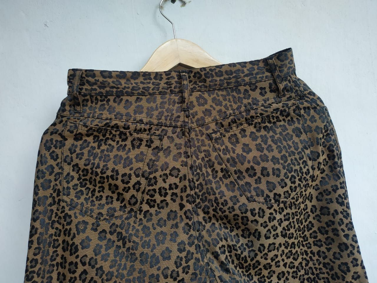 Fendi Women, Fendi Leopard Pants Size 28" / US 6 / IT 42 - 4 Thumbnail