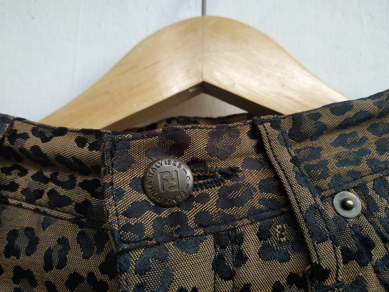 Fendi Women, Fendi Leopard Pants Size 28" / US 6 / IT 42 - 6 Thumbnail