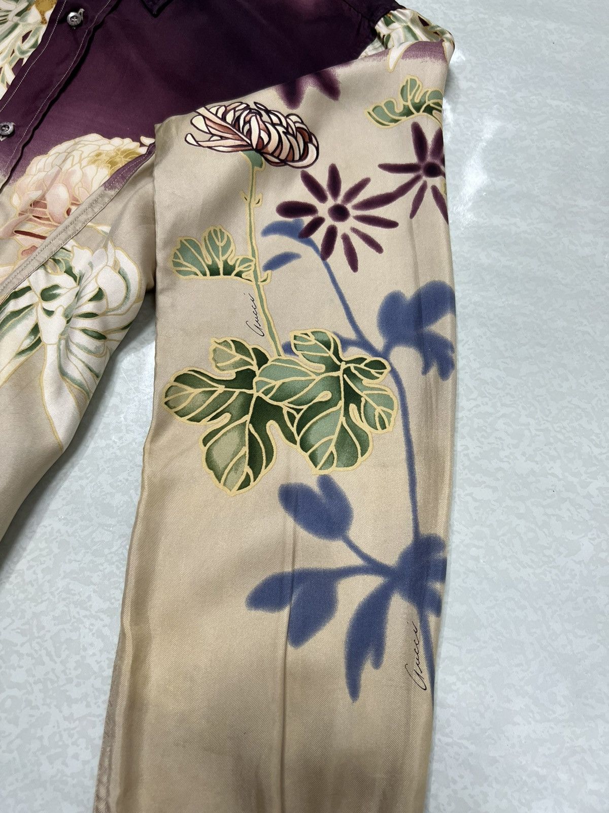 Gucci Gucci - Tom Ford - S/S 01’ - Floral Silk Shirt Size US XS / EU 42 / 0 - 12 Thumbnail