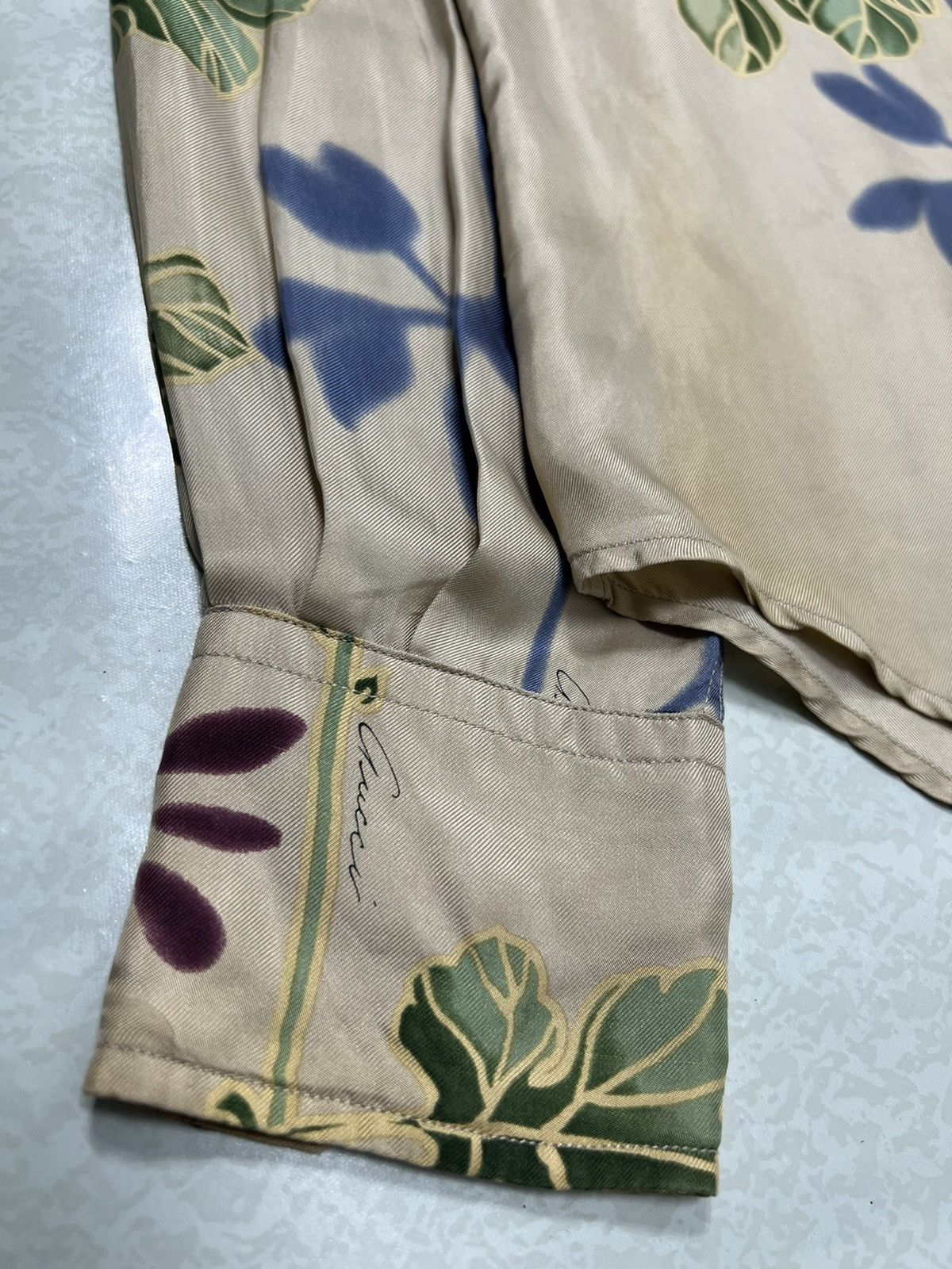 Gucci Gucci - Tom Ford - S/S 01’ - Floral Silk Shirt Size US XS / EU 42 / 0 - 13 Thumbnail
