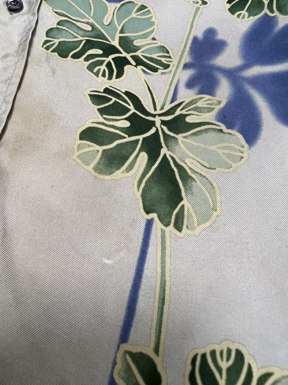 Gucci Gucci - Tom Ford - S/S 01’ - Floral Silk Shirt Size US XS / EU 42 / 0 - 22 Thumbnail