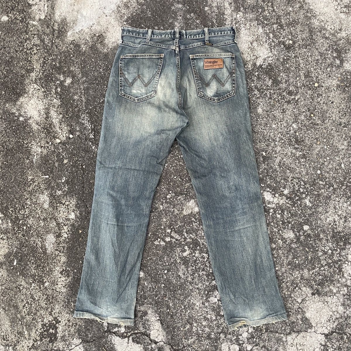 Wrangler Vintage Wrangler Distressed Denim Jeans Size US 33 - 8 Thumbnail