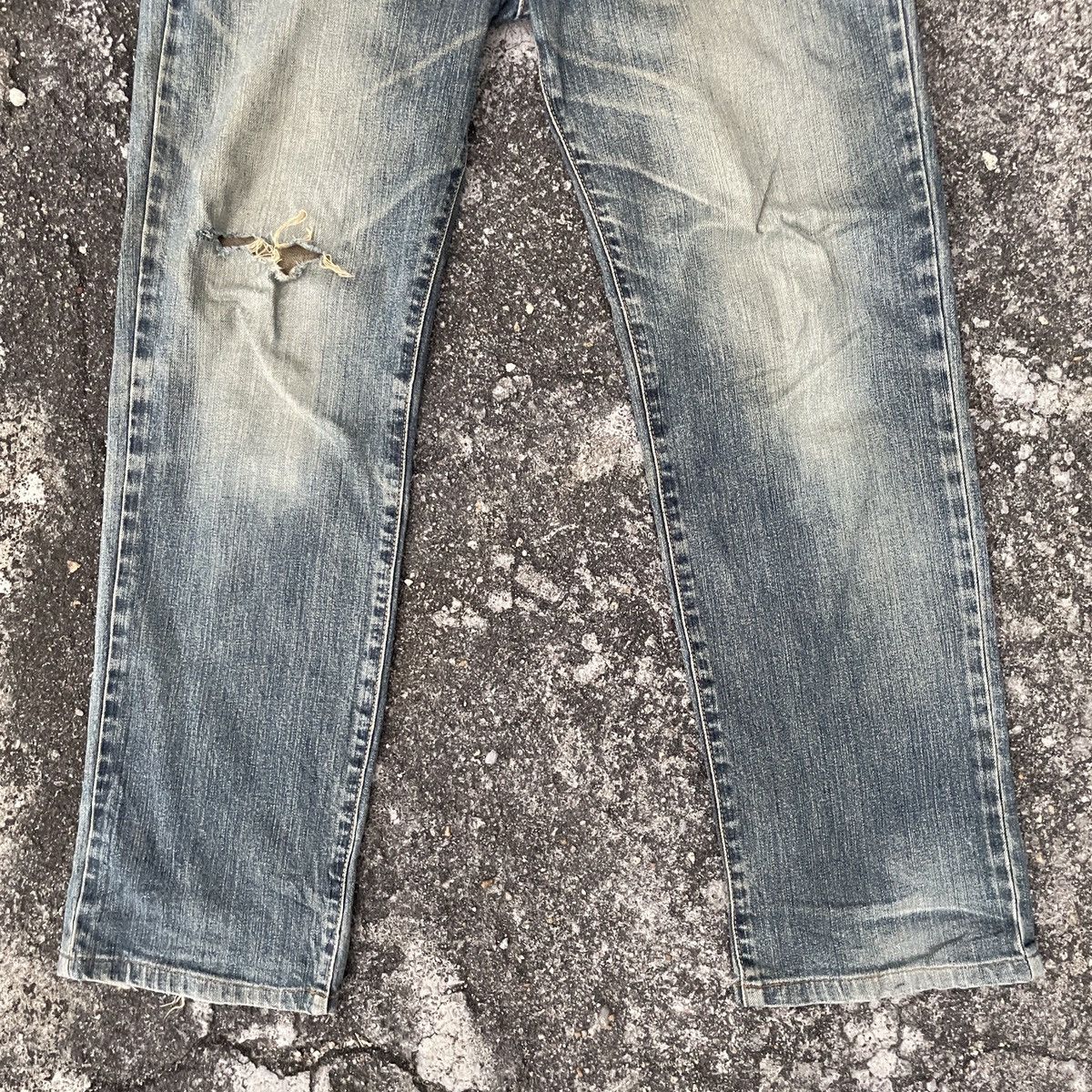 Wrangler Vintage Wrangler Distressed Denim Jeans Size US 33 - 4 Thumbnail