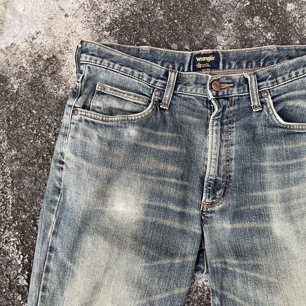 Wrangler Vintage Wrangler Distressed Denim Jeans Size US 33 - 3 Thumbnail