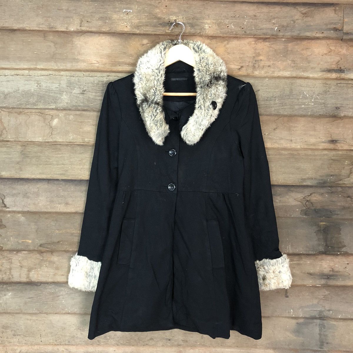 Tokito fur jacket sales