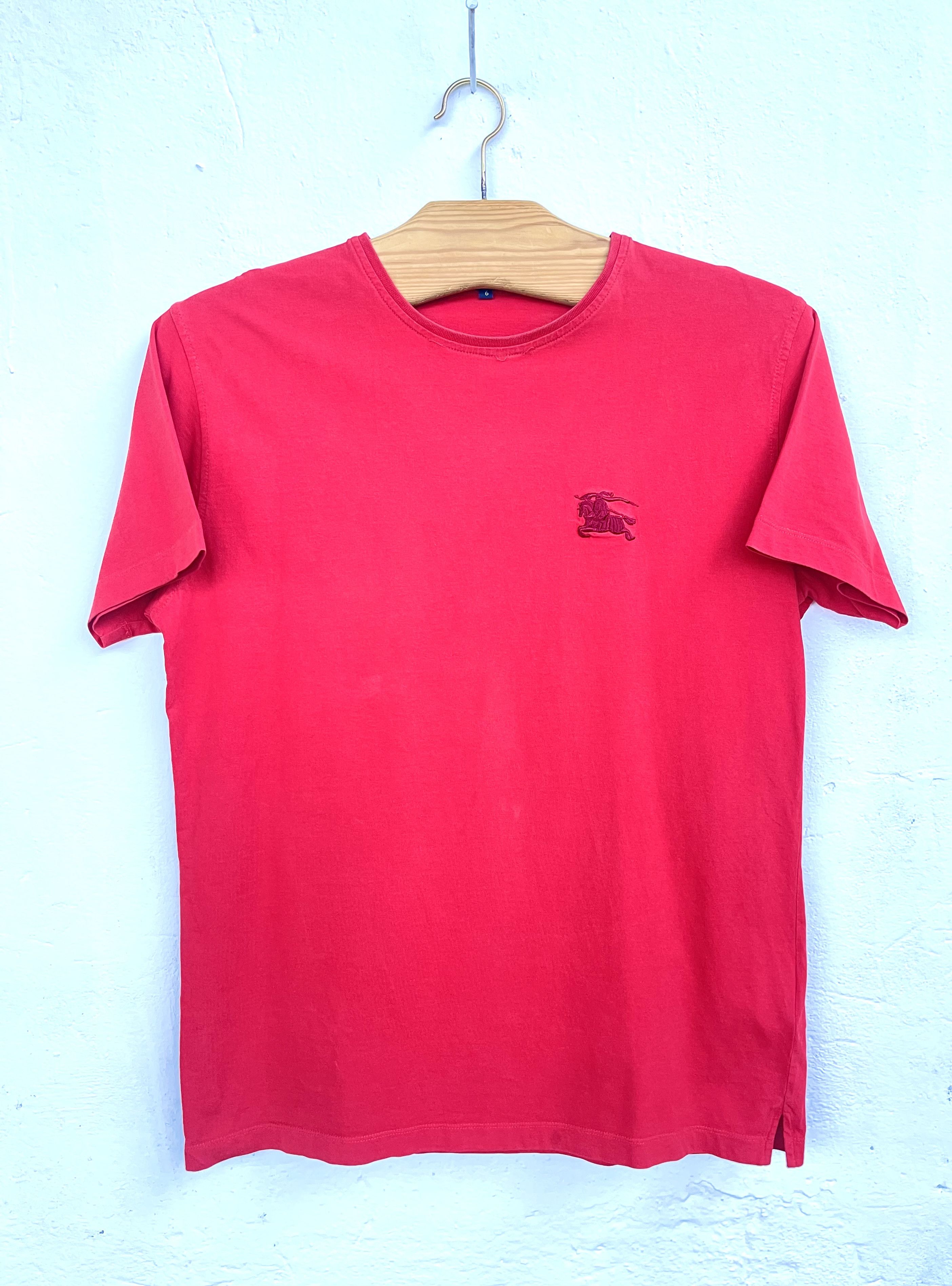 Burberry 🔥 Tshirt Burberry red big logo size L rare Size US L / EU 52-54 / 3 - 1 Thumbnail