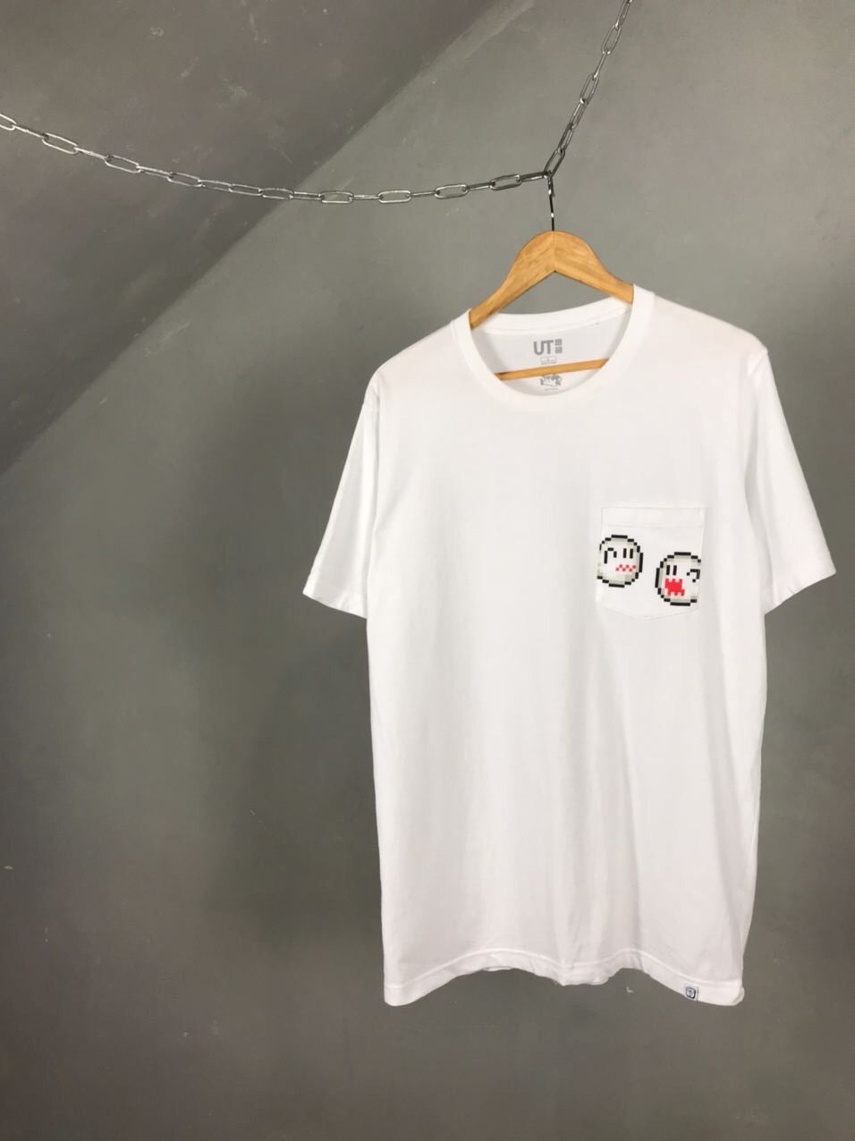 Nintendo × Uniqlo Uniqlo X Nintendo White Streetwear Tee Size US L / EU 52-54 / 3 - 8 Thumbnail