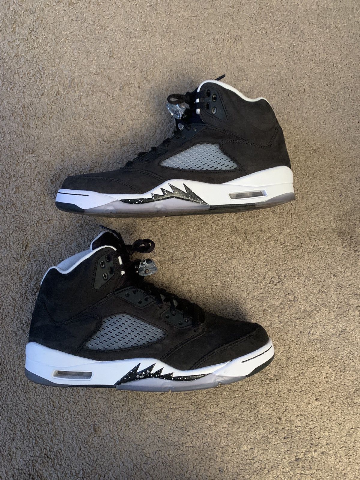 Jordan Brand Oreo Jordan 5 Size US 9.5 / EU 42-43 - 1 Thumbnail