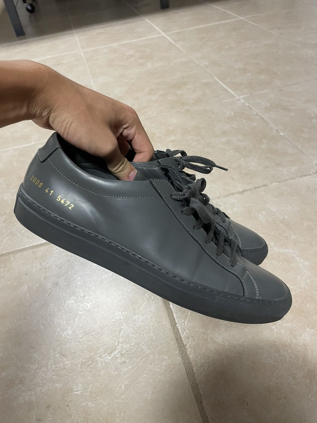 Common Projects Common Projects Achilles Low Medium Grey EU41 Size US 8 / EU 41 - 1 Thumbnail