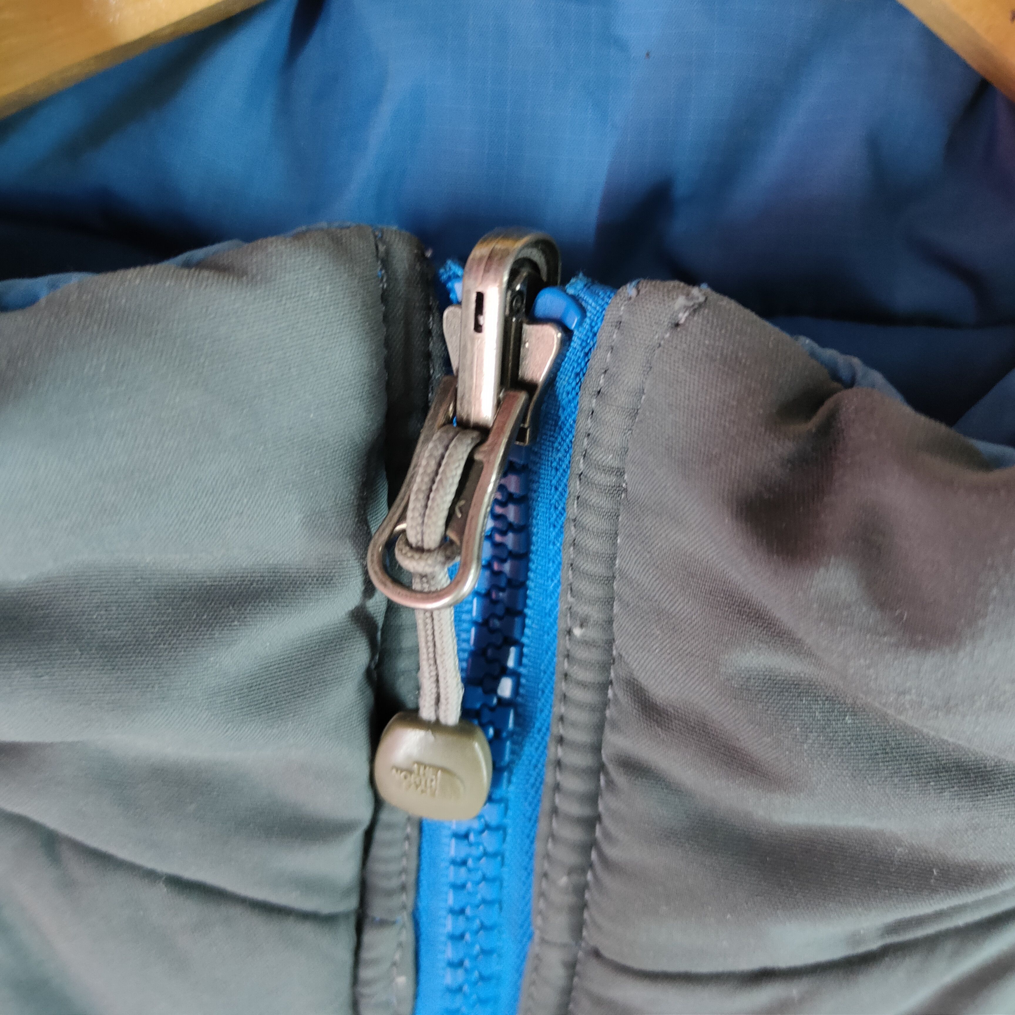 The North Face THE NORTH FACE Reversible Lightweight Down Jacket Size US M / EU 48-50 / 2 - 3 Thumbnail