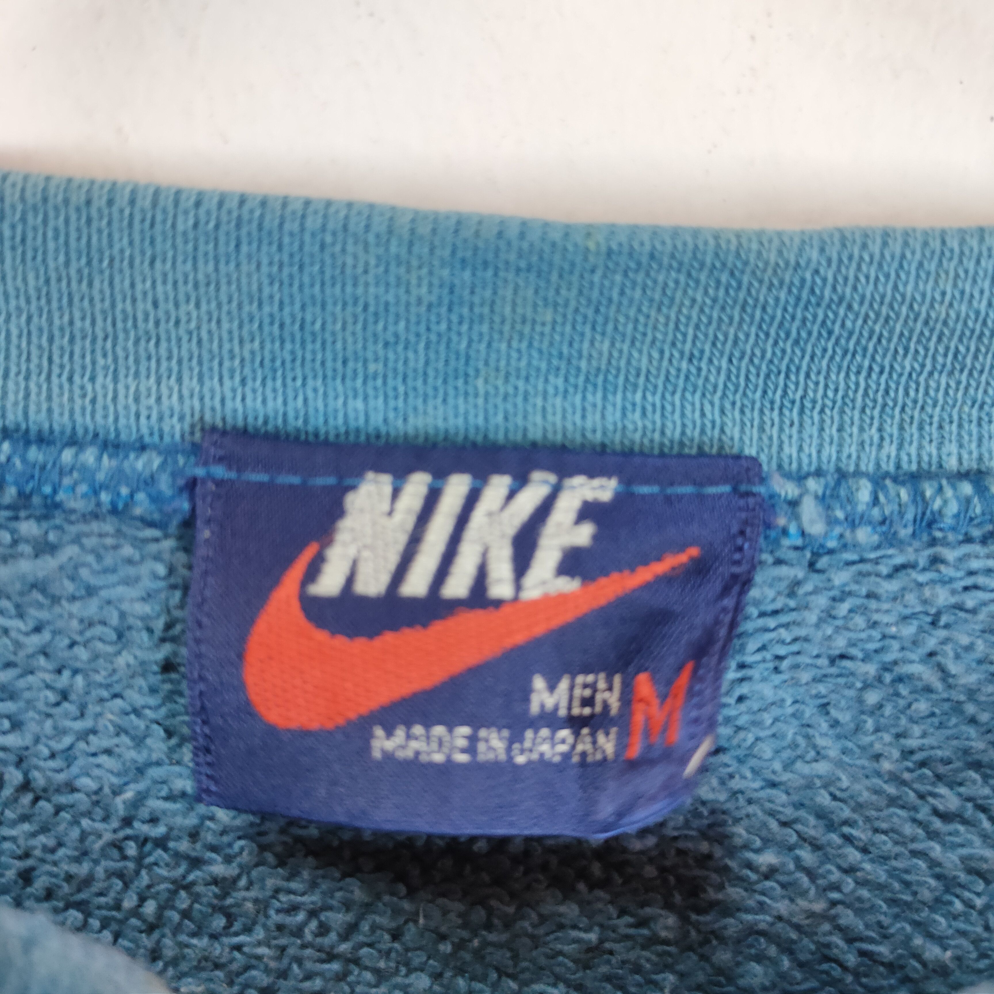 Nike Vintage NIKE 90s GOLDEN SWOOSH Made in Japan Sweatshirt Size US M / EU 48-50 / 2 - 5 Thumbnail